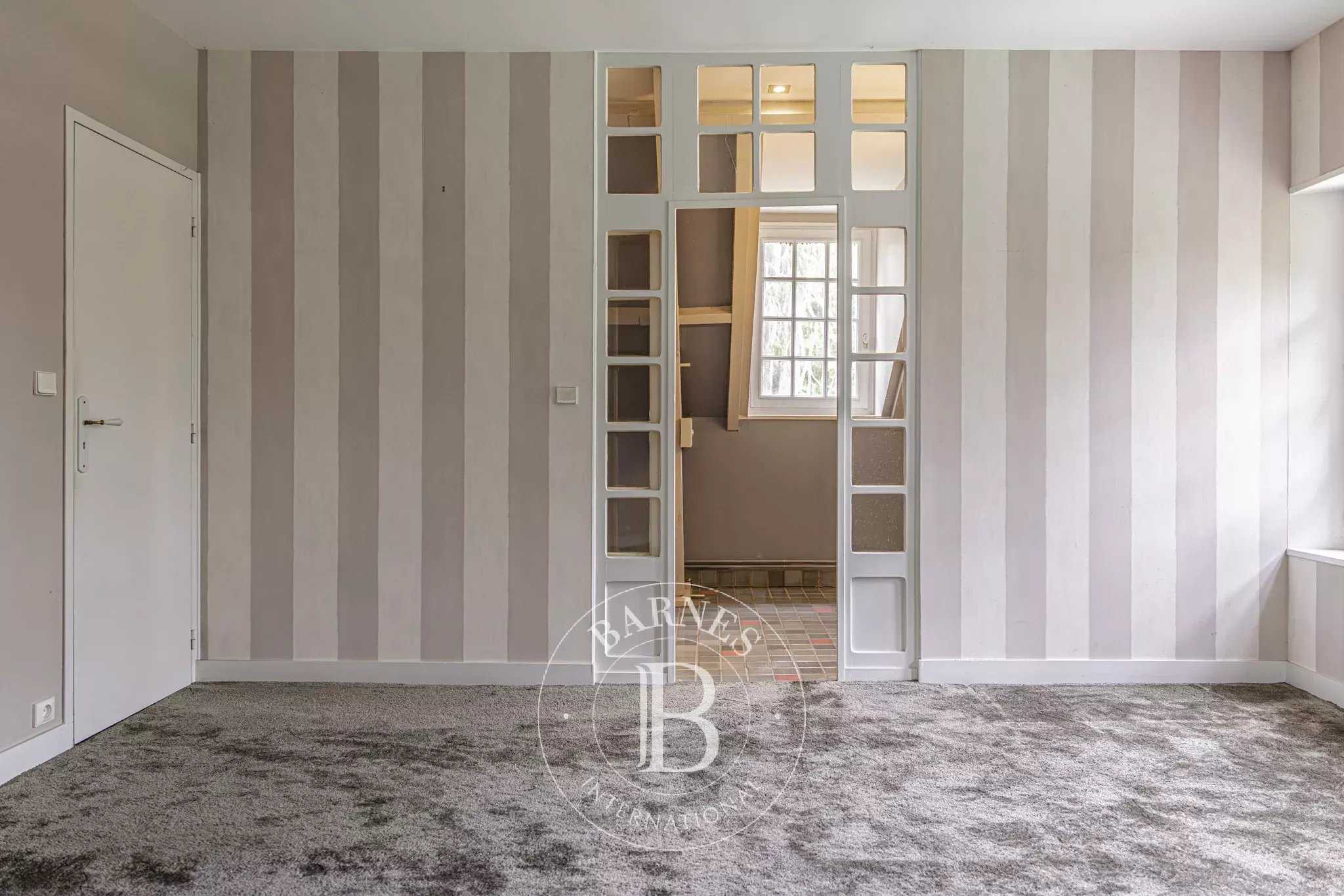 La Ferté-Saint-Aubin  - Propriété 6 Pi&egrave;ces 4 Chambres