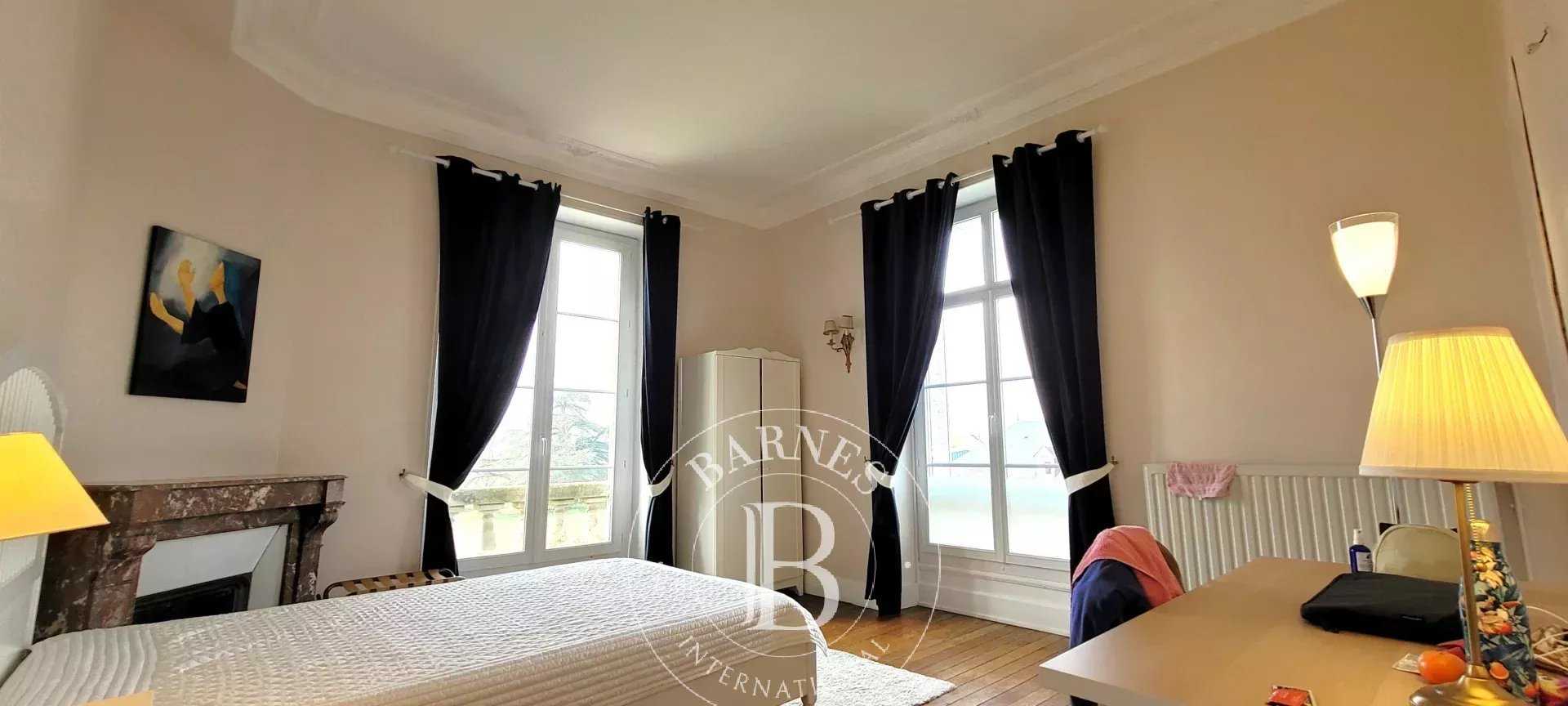 Levroux  - Château 41 Pièces