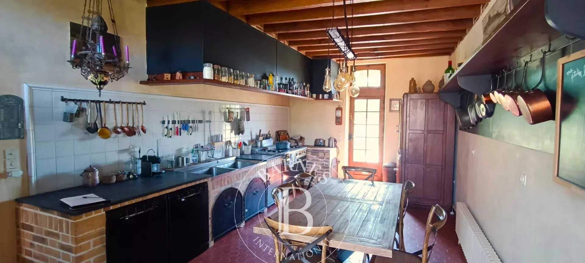 Theillay  - Propriété 28 Pièces 4 Chambres