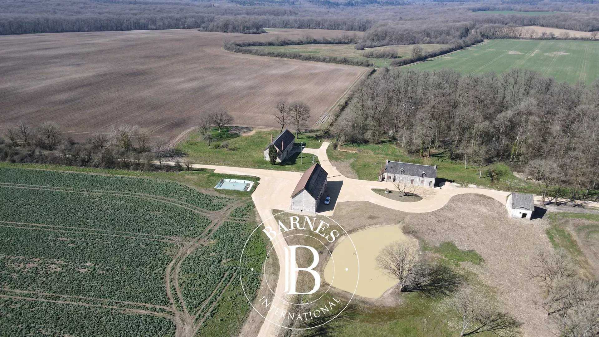 Neuvy-sur-Barangeon  - Property 1 Bedroom