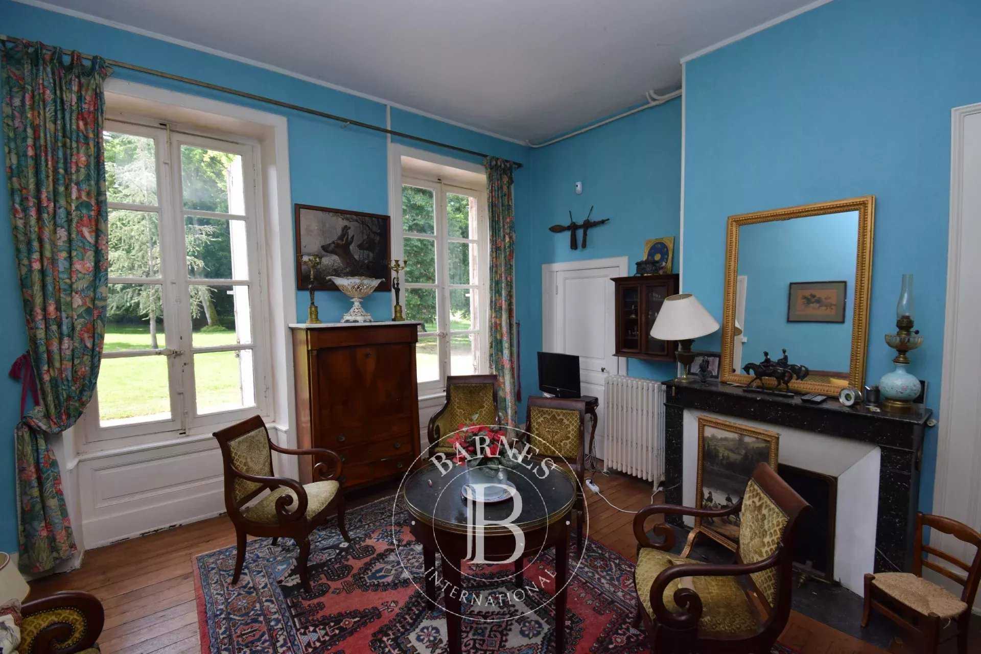 Yzeure  - Finca 18 Cuartos 11 Habitaciones