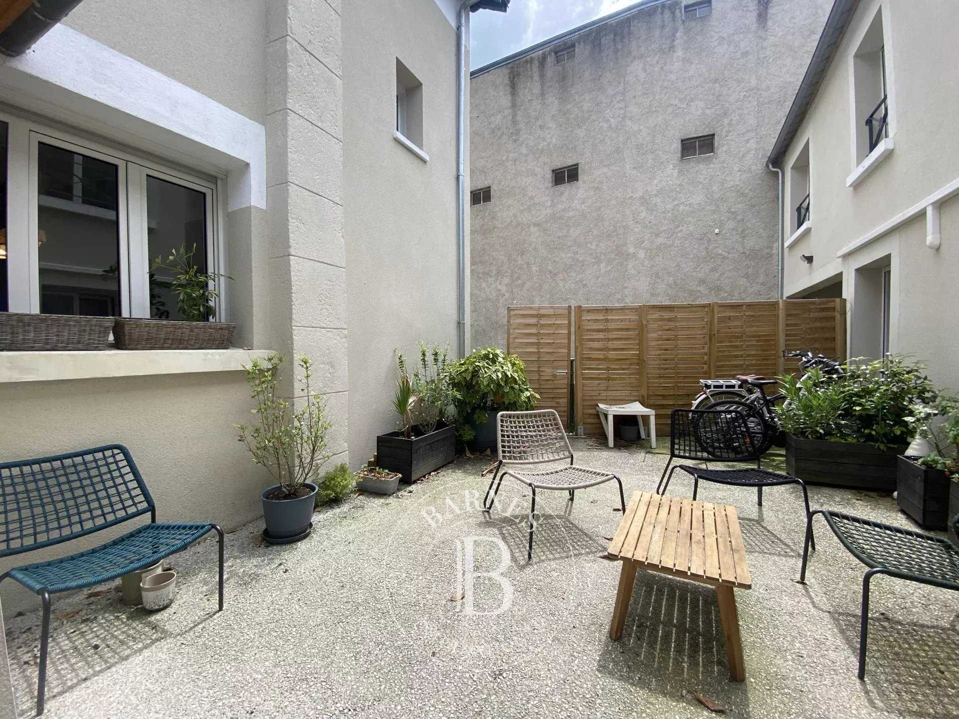 Vendôme  - Appartement 5 Pi&egrave;ces 3 Chambres