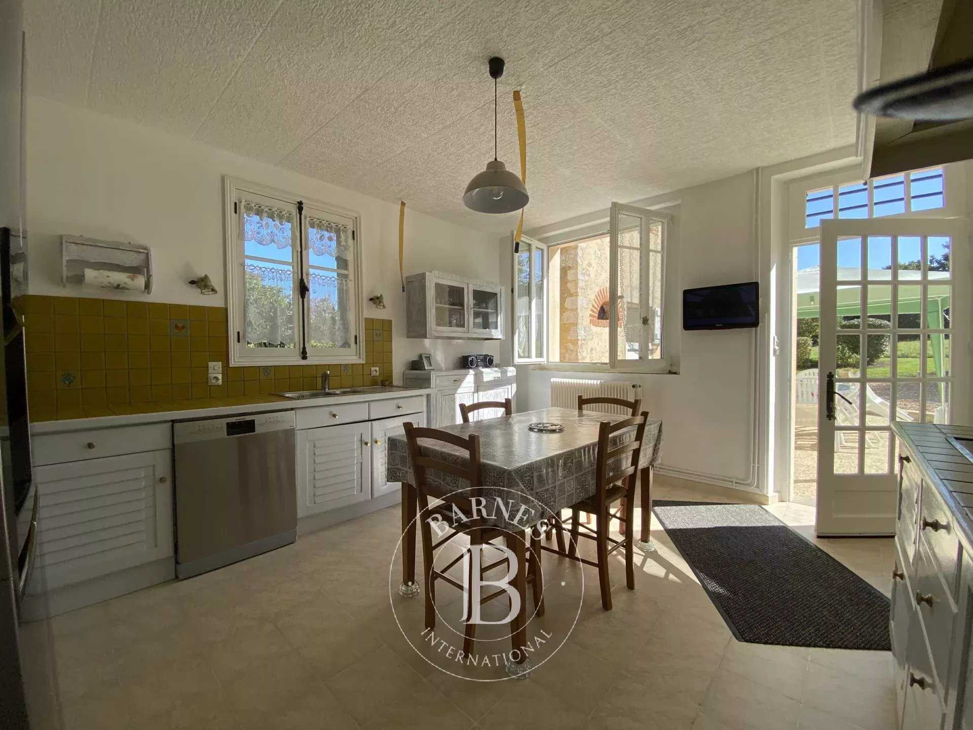 Cormes  - Maison 7 Pi&egrave;ces 4 Chambres