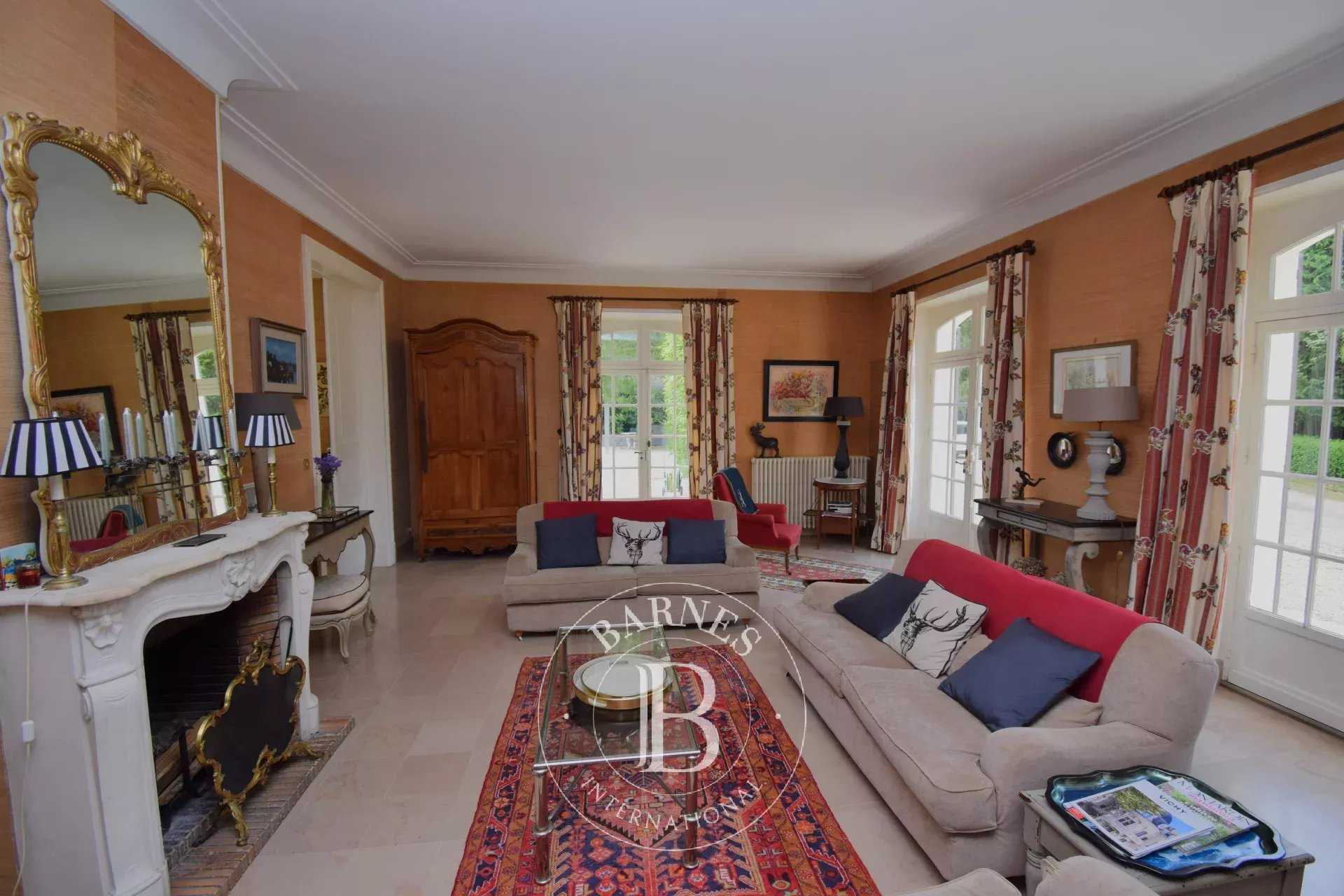 Bourges  - Finca 11 Cuartos 7 Habitaciones