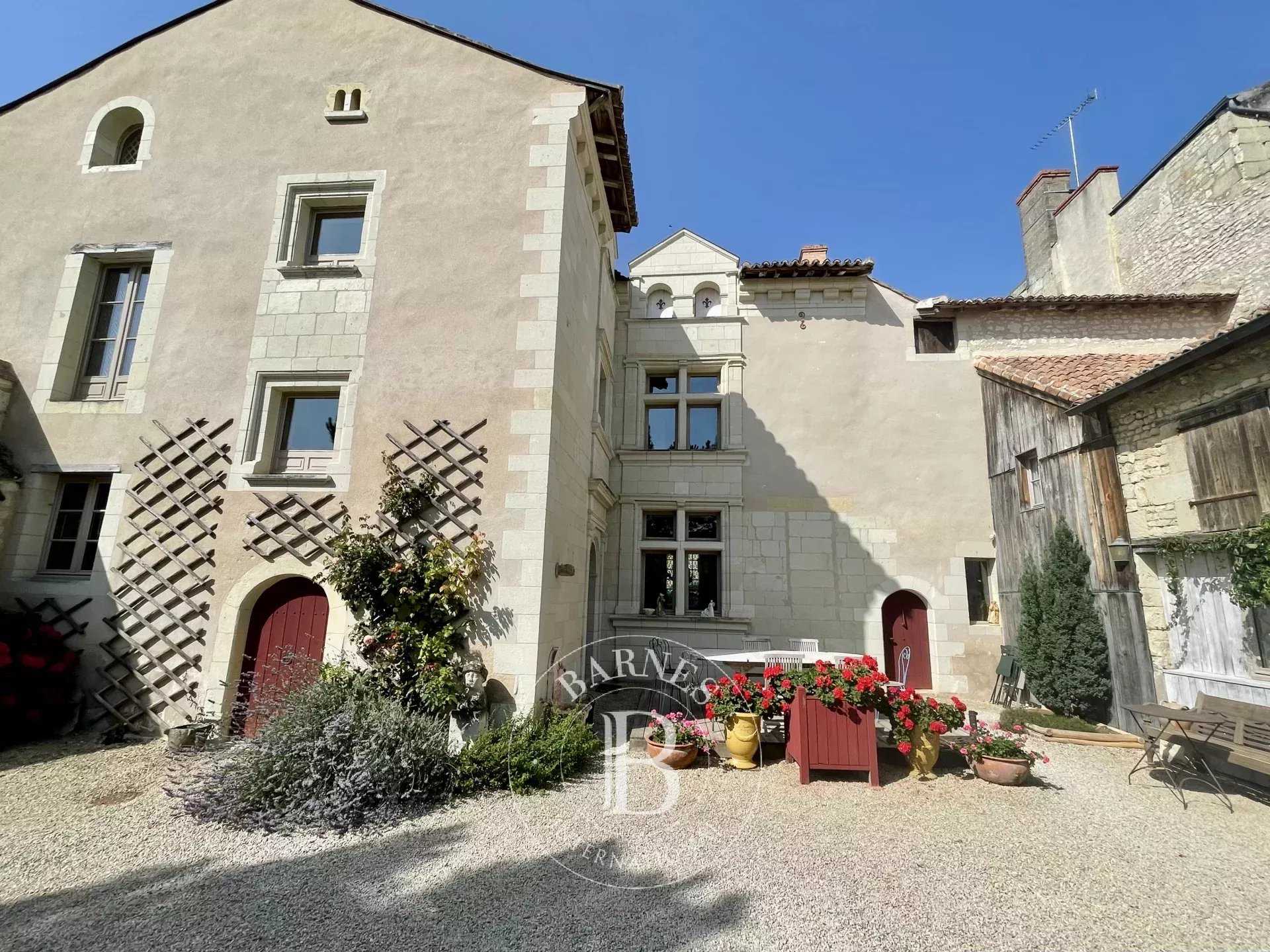 Chinon  - House 5 Bedrooms