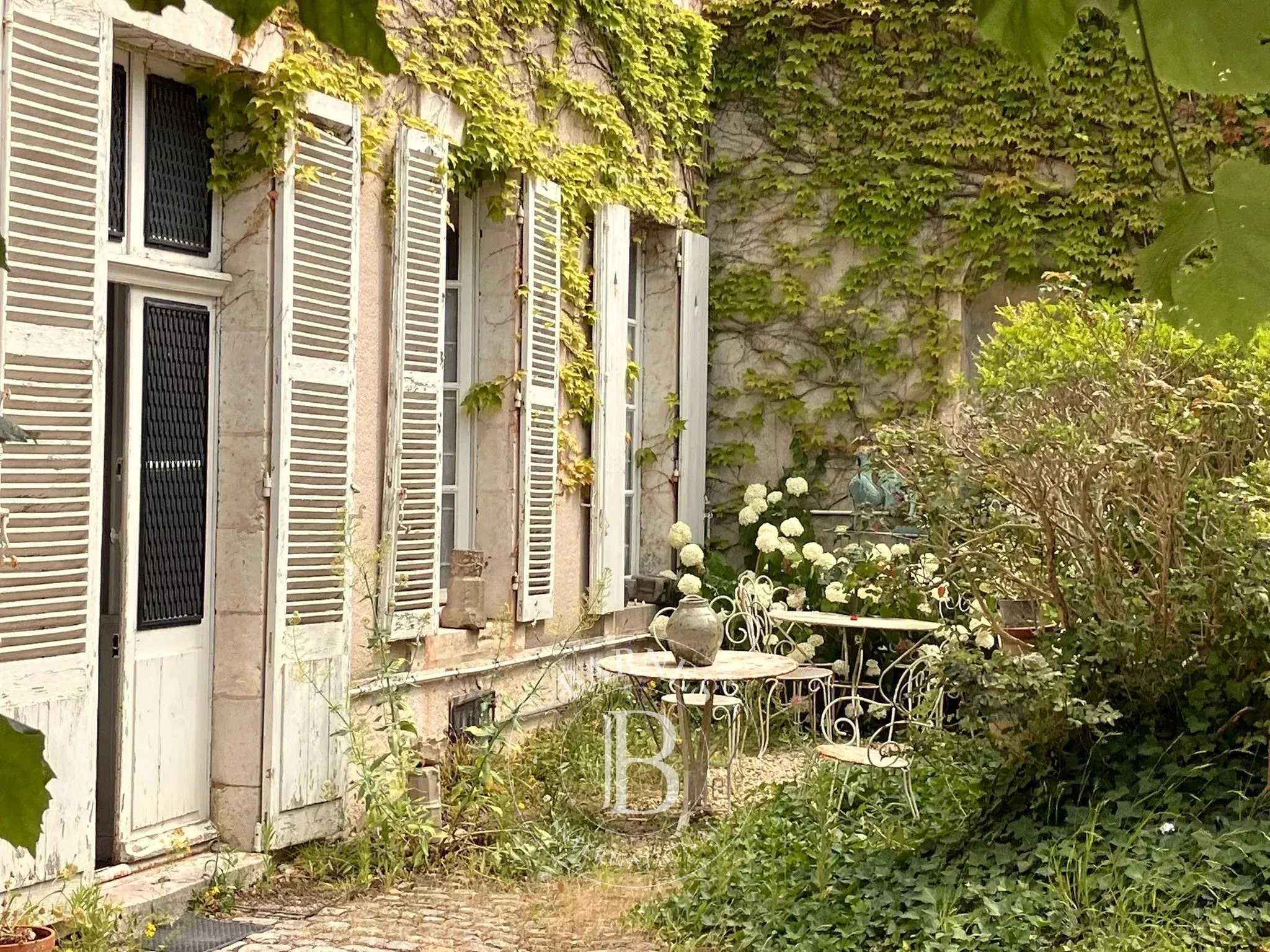 Bourges  - Ensemble immobilier 