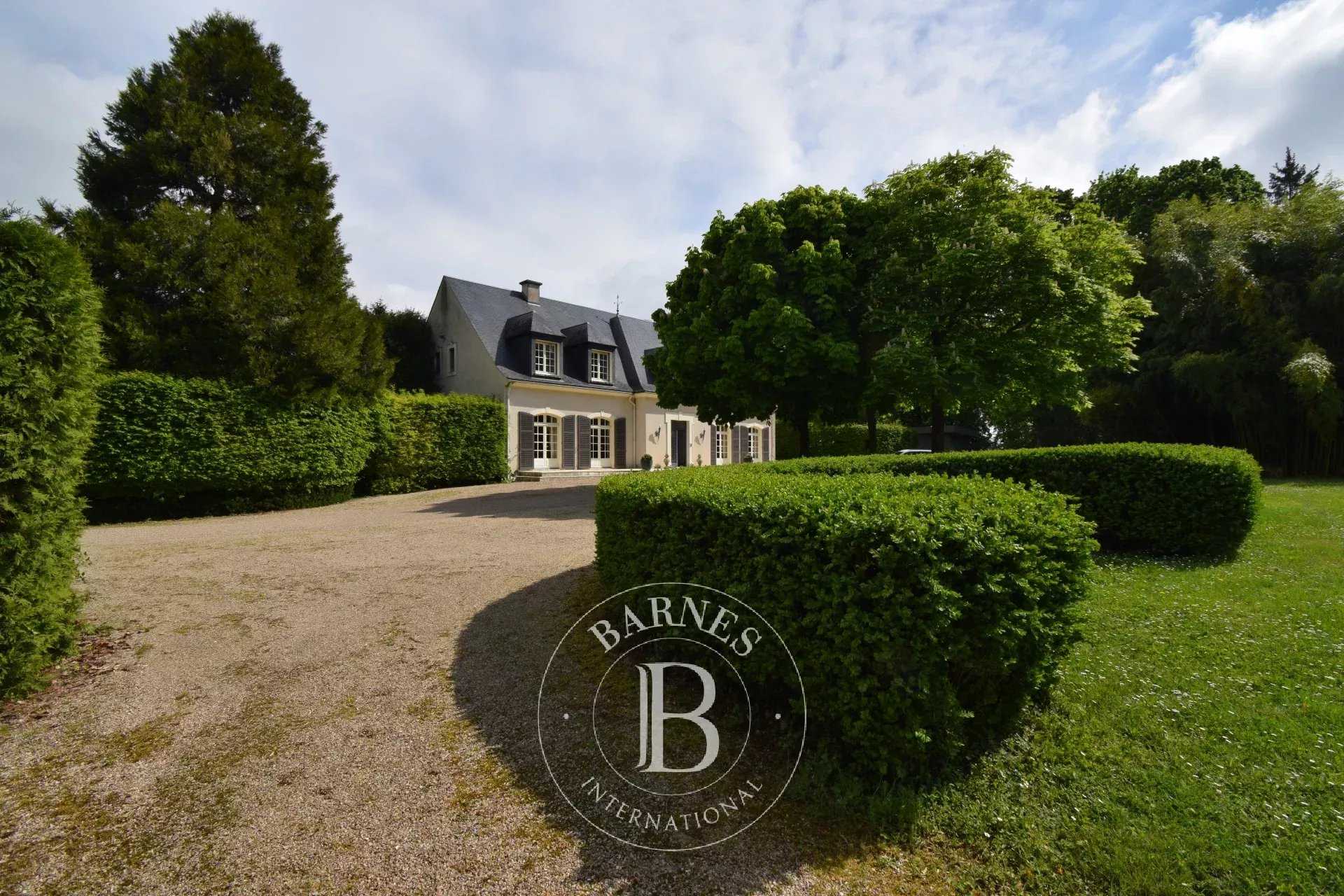 Bourges  - Finca 11 Cuartos 7 Habitaciones