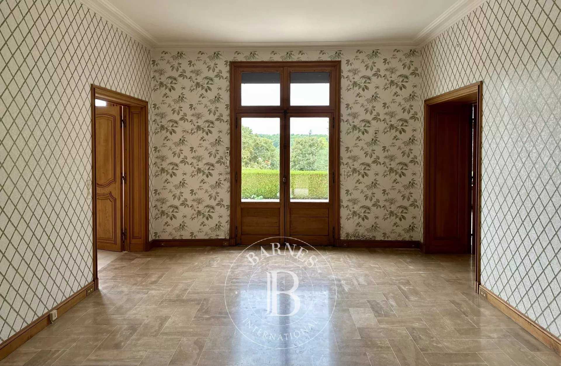 Conflans-sur-Loing  - House 5 Bedrooms