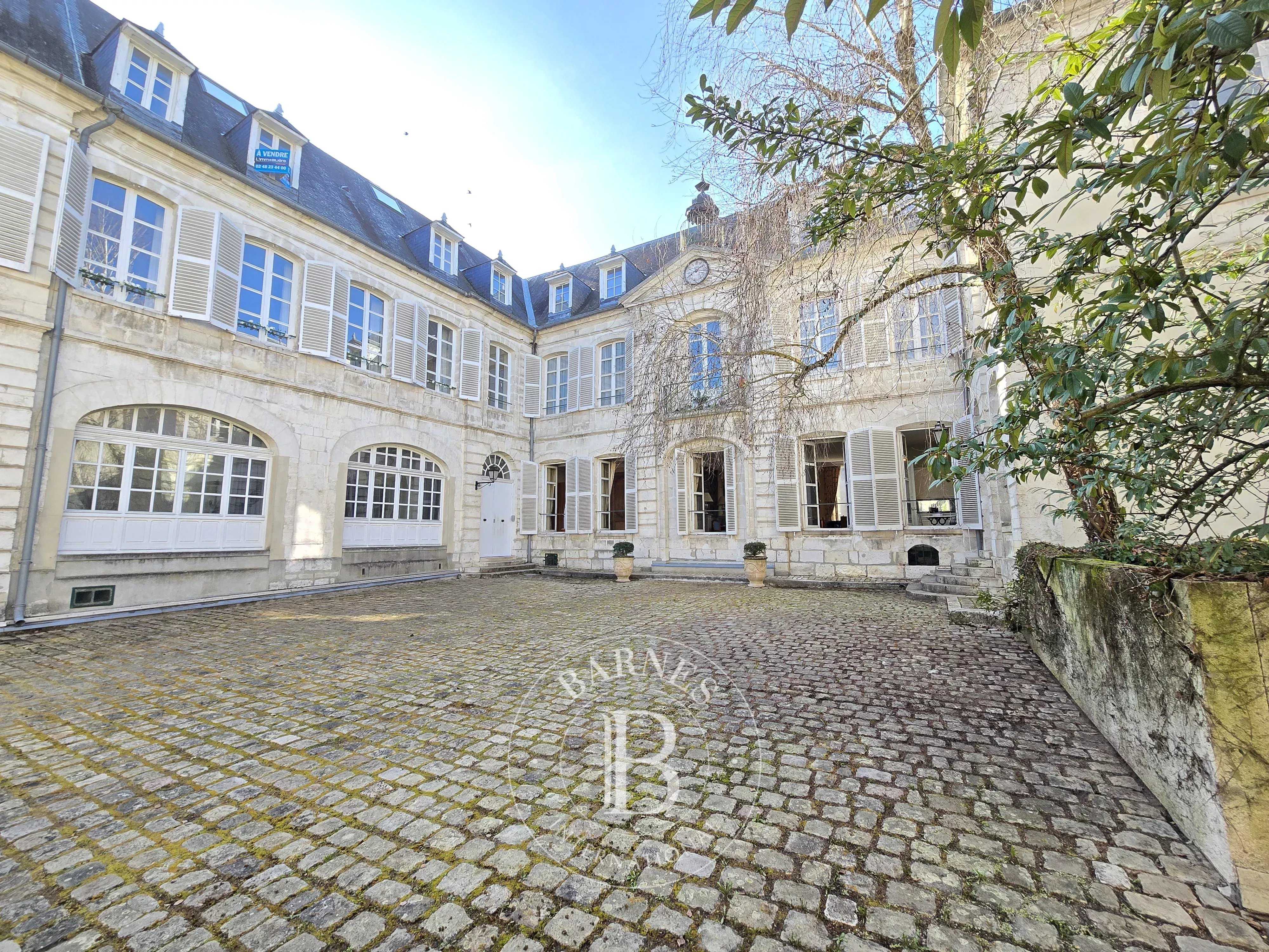 Bourges  - Appartement 4 Pi&egrave;ces 2 Chambres