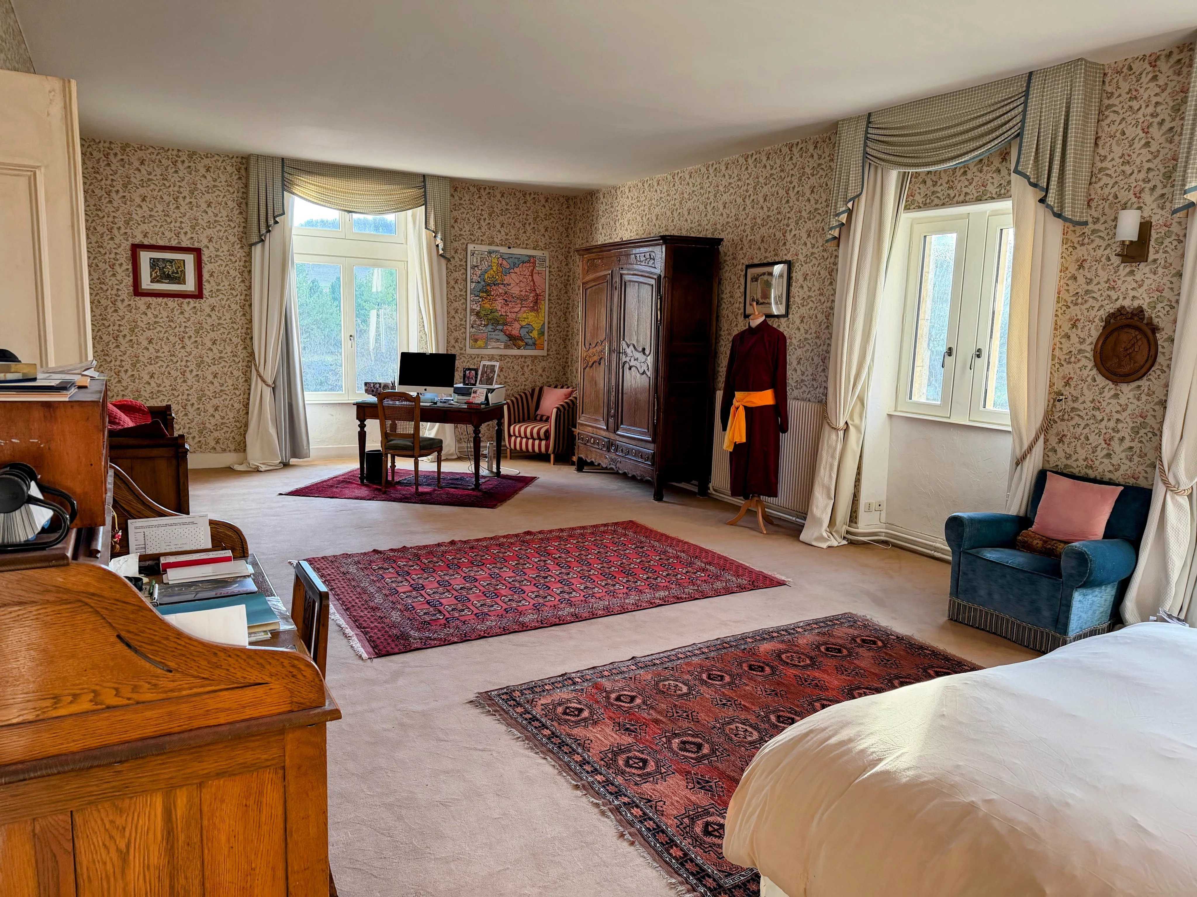 Beaumont-Sardolles  - Manoir 17 Pi&egrave;ces 9 Chambres