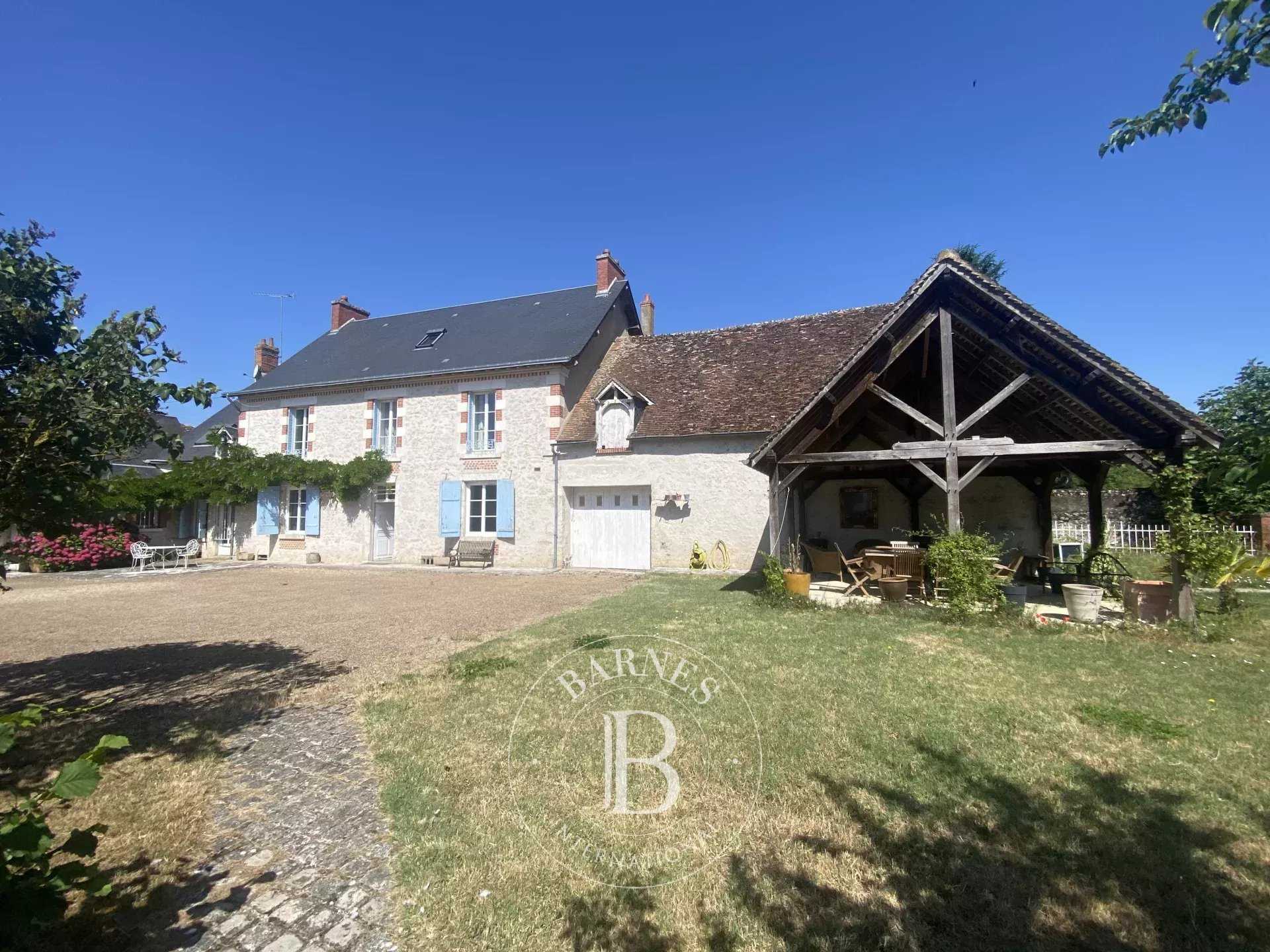 Blois  - Propriété 9 Pièces 6 Chambres