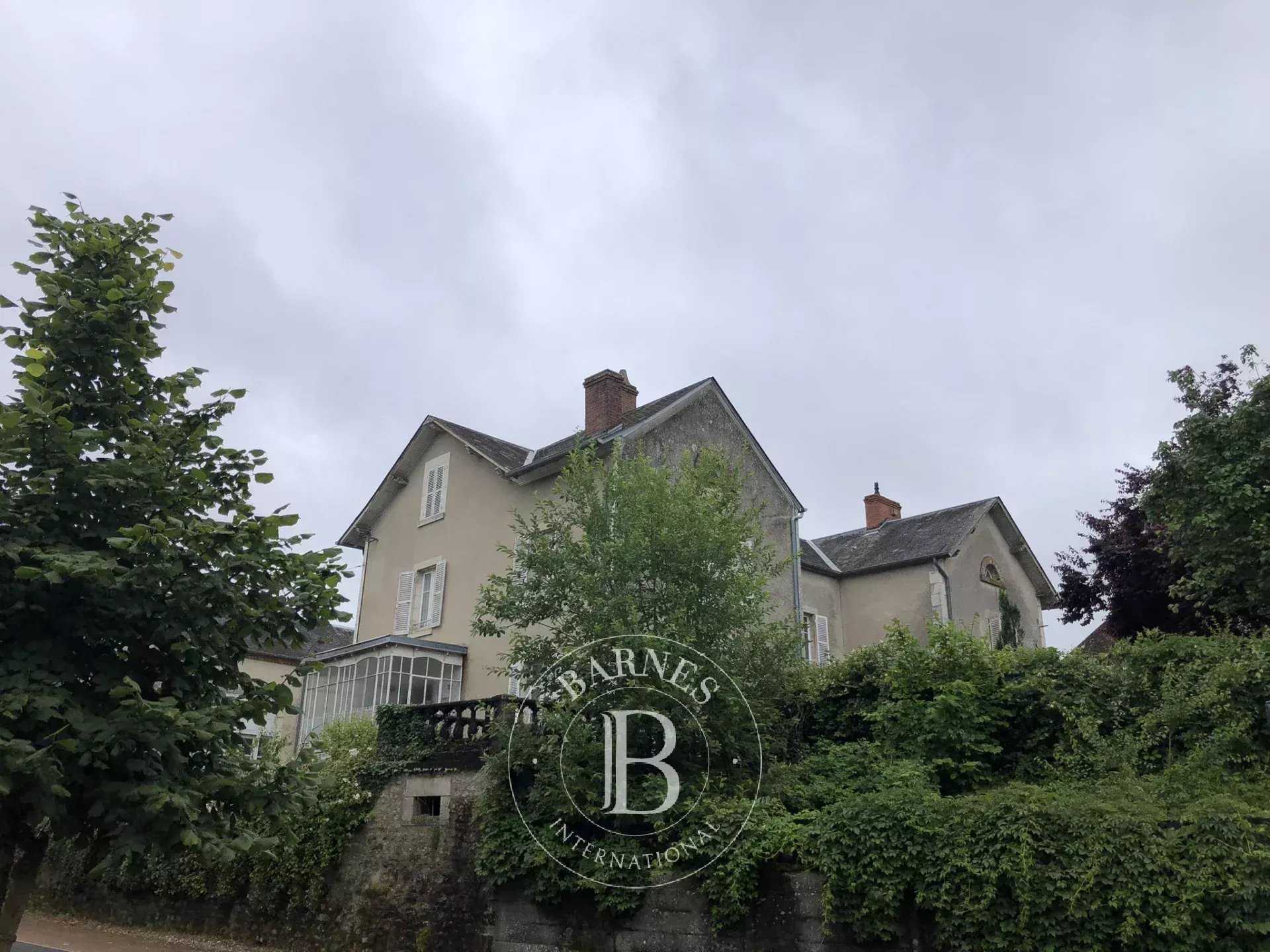 Les Aix-d'Angillon  - Village house 5 Bedrooms