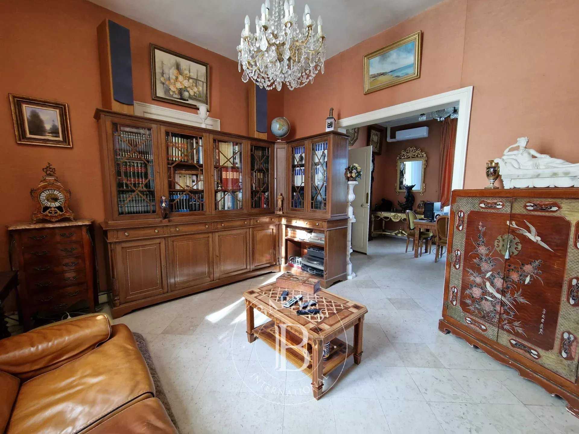 Asnières-sur-Vègre  - Maison 9 Pi&egrave;ces 3 Chambres