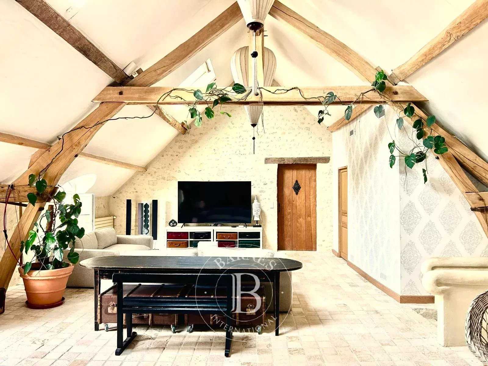 Vouvray  - Propriété 12 Pi&egrave;ces 5 Chambres