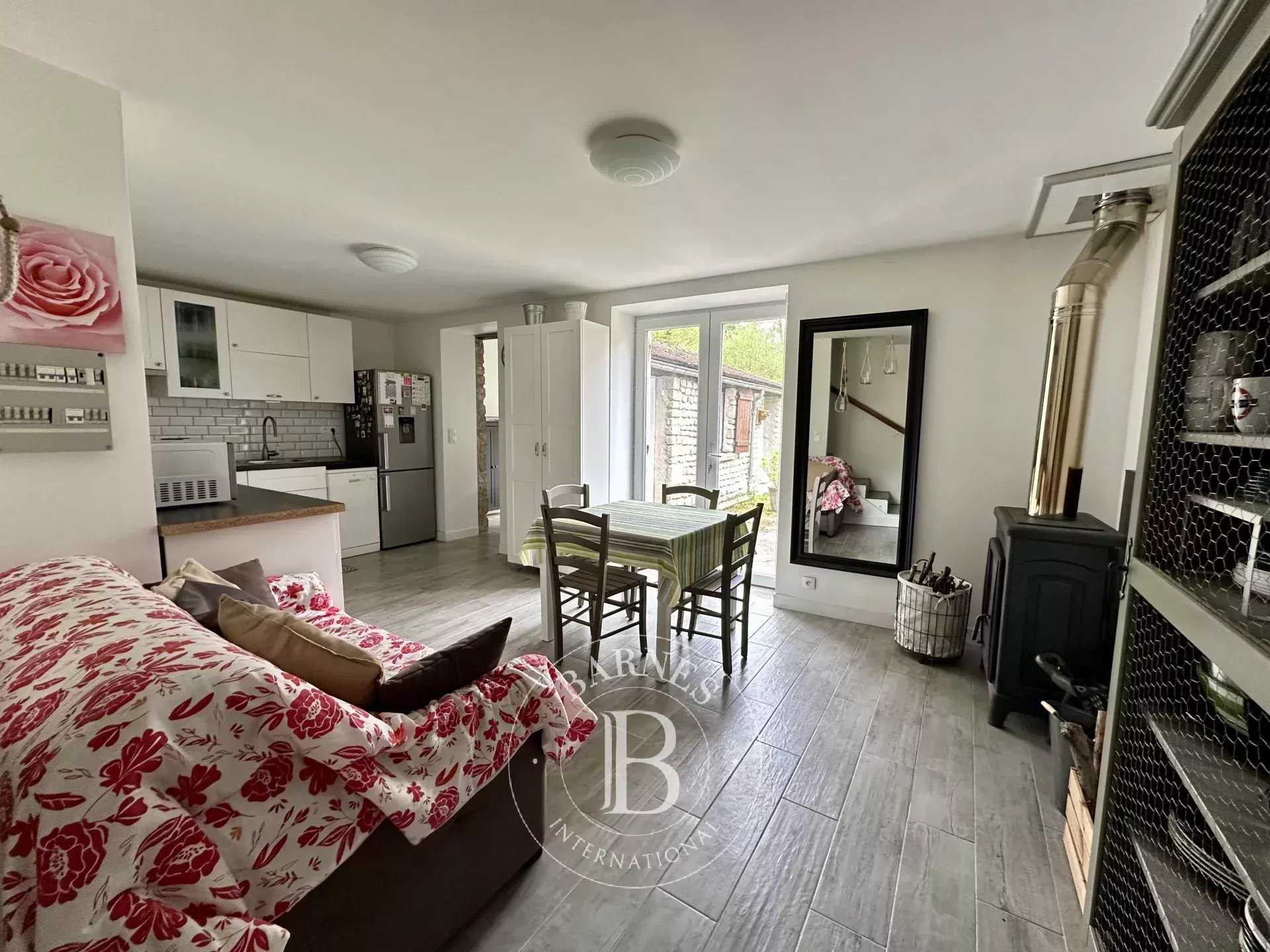 Yèvre-la-Ville  - Village house 2 Bedrooms