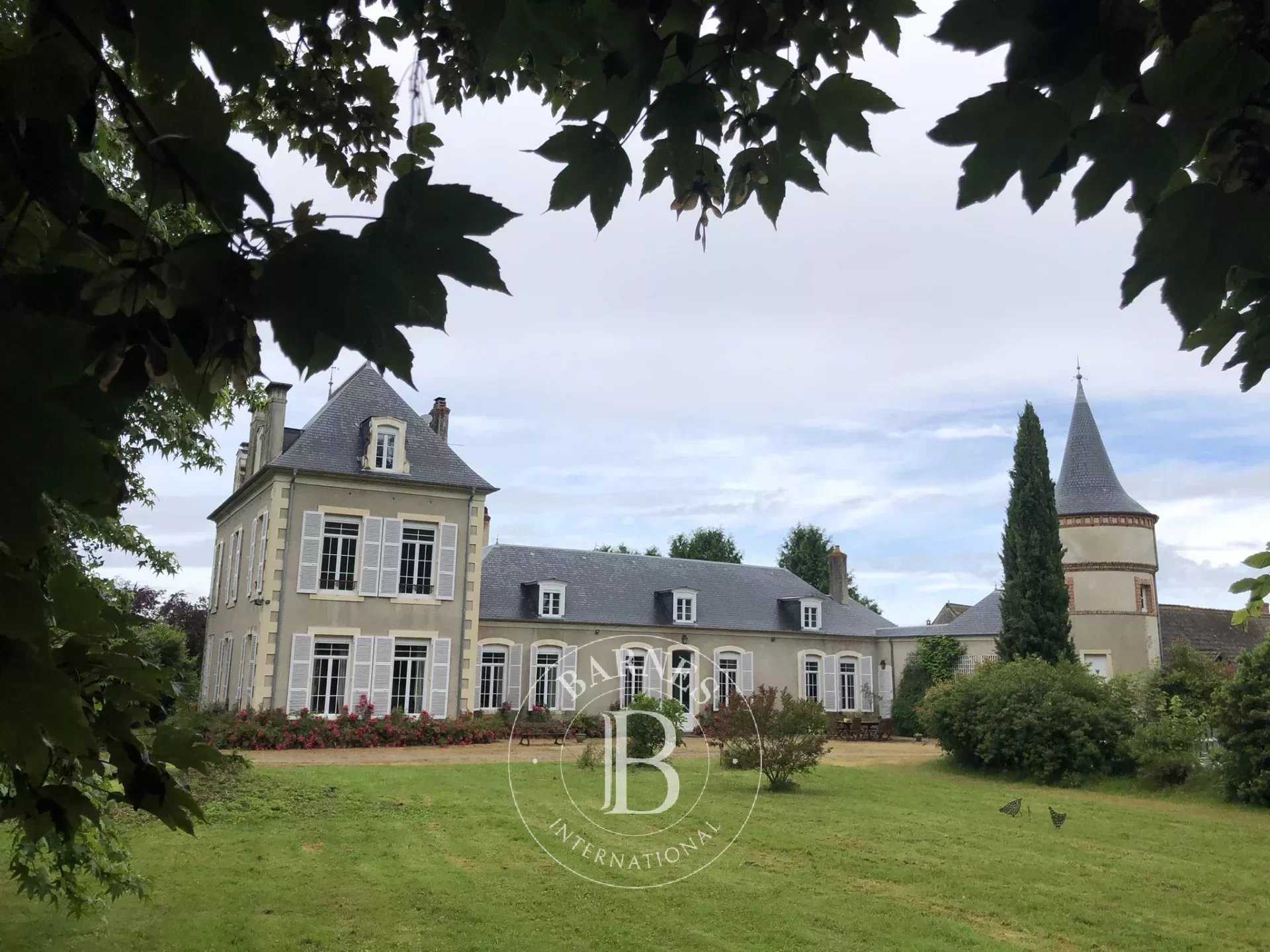 Château Bourges  -  ref 84976549 (picture 3)