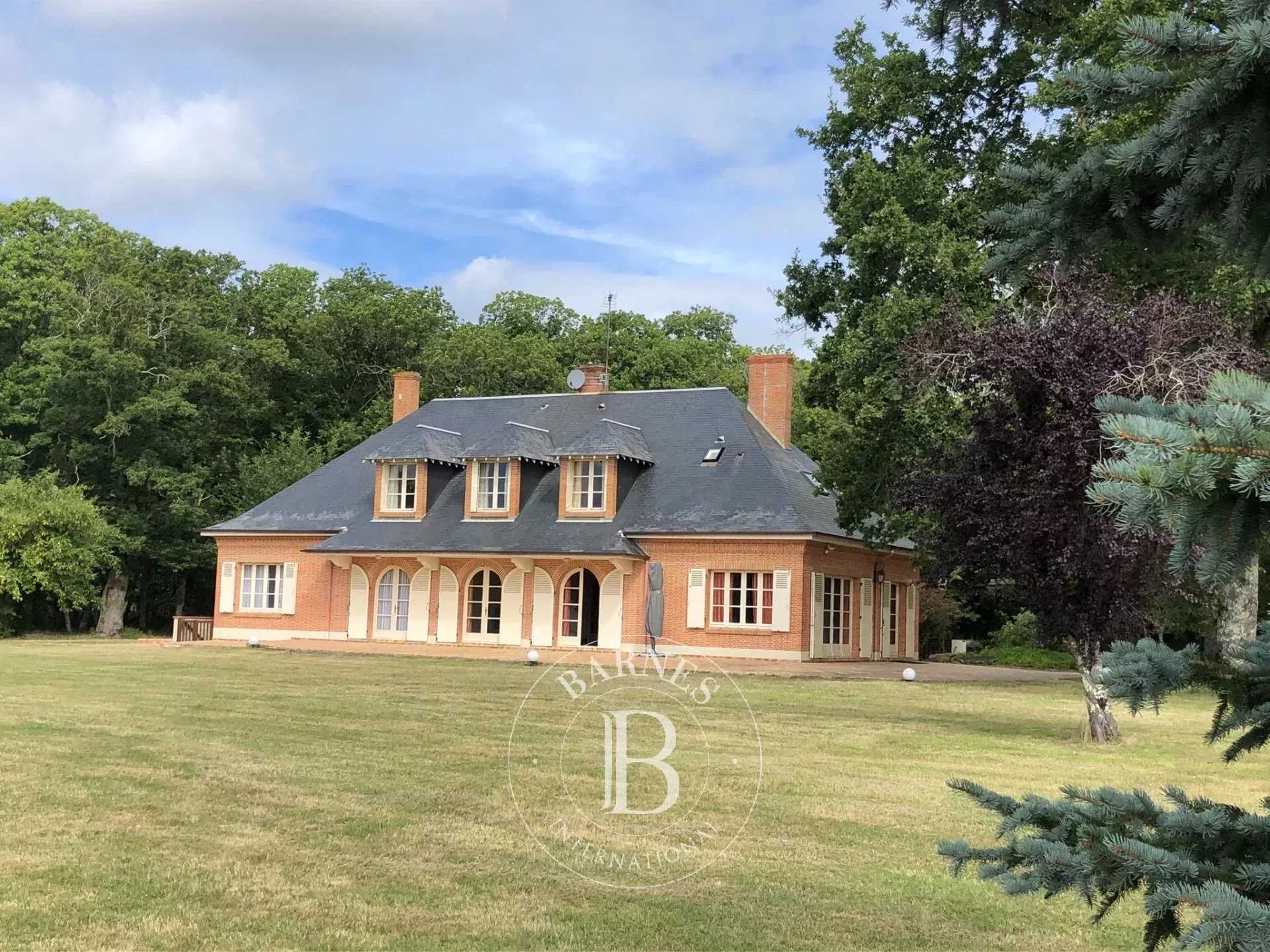 Property Aubigny-sur-Nère  -  ref 83173261 (picture 3)