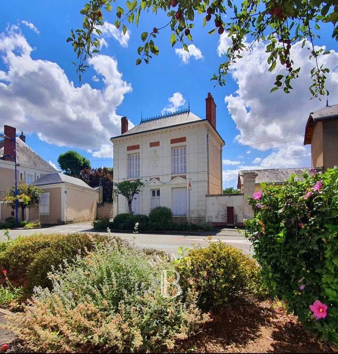 Maison Le Lude  -  ref 85635967 (picture 1)