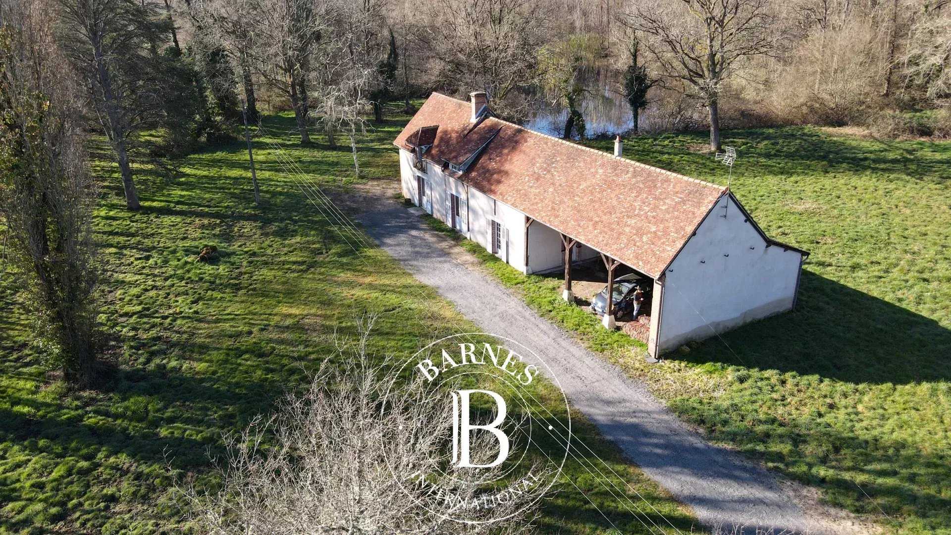 Domaine de chasse Theillay  -  ref 85733997 (picture 2)