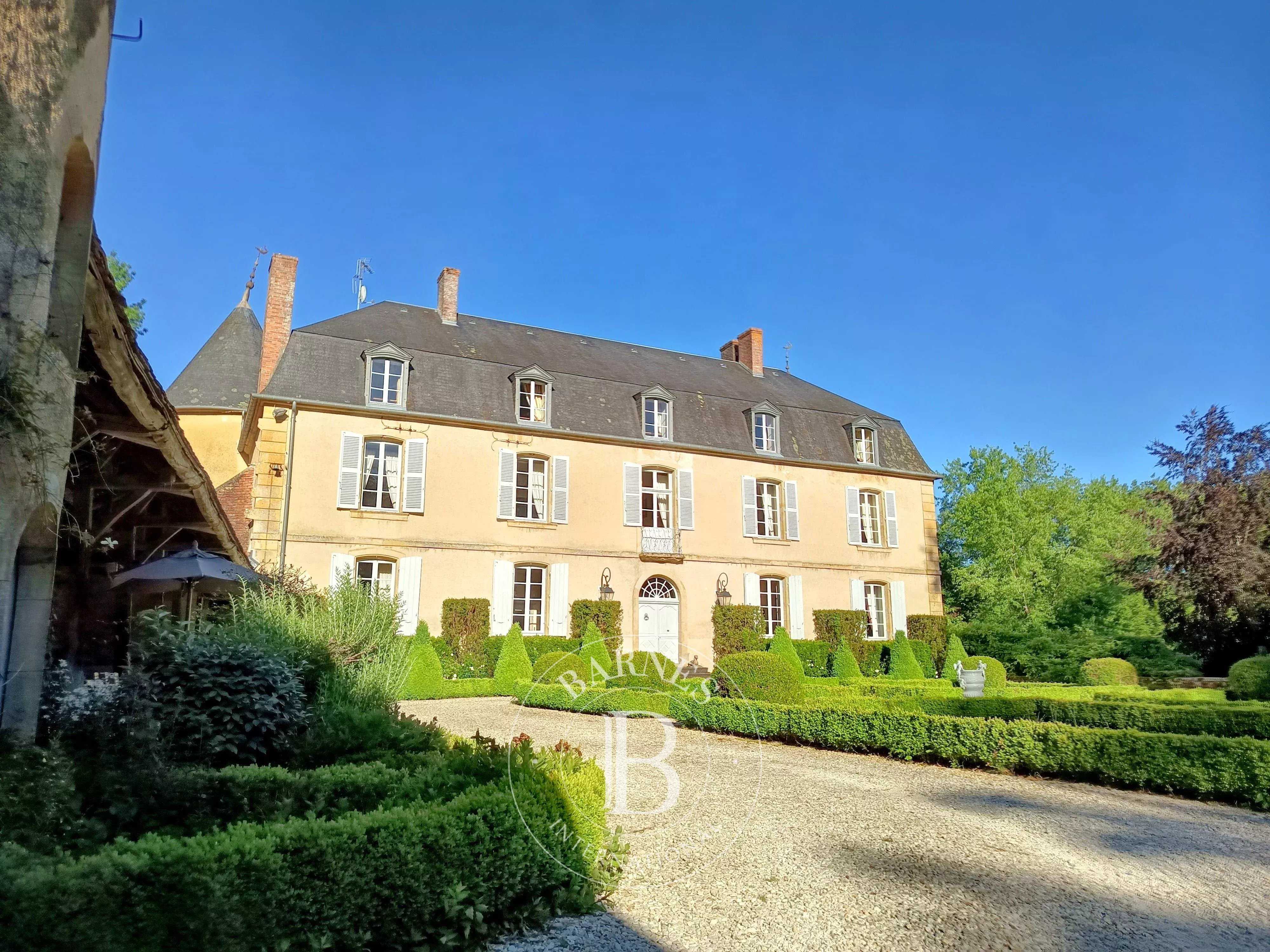 Château Bona  -  ref 87084105 (picture 1)