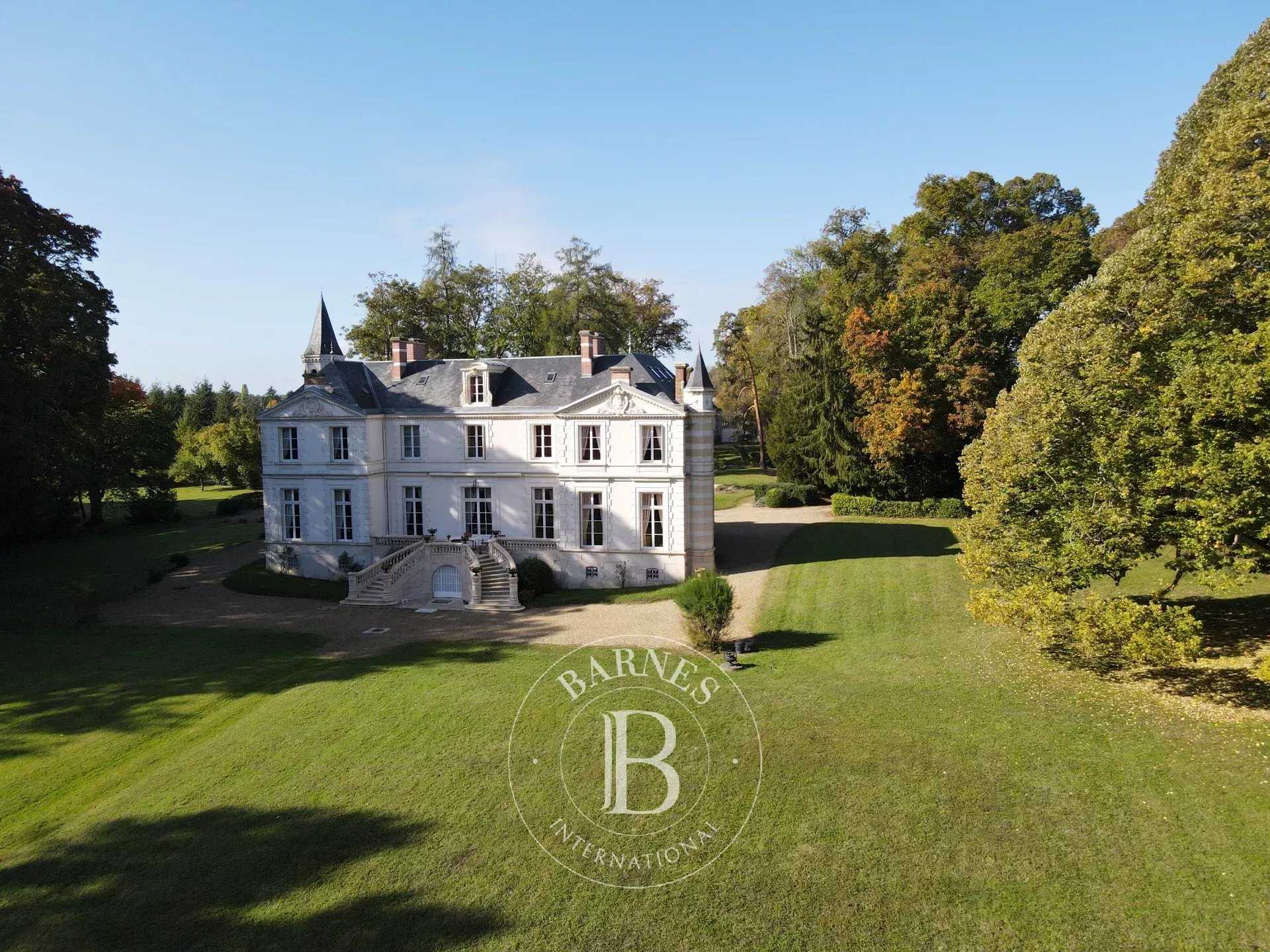 Château Orléans  -  ref 84574756 (picture 3)
