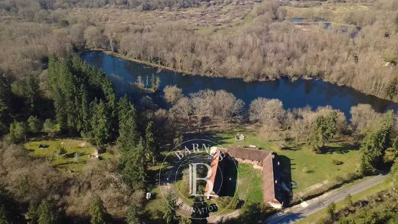 Domaine de chasse Brinon-sur-Sauldre  -  ref 85677321 (picture 2)