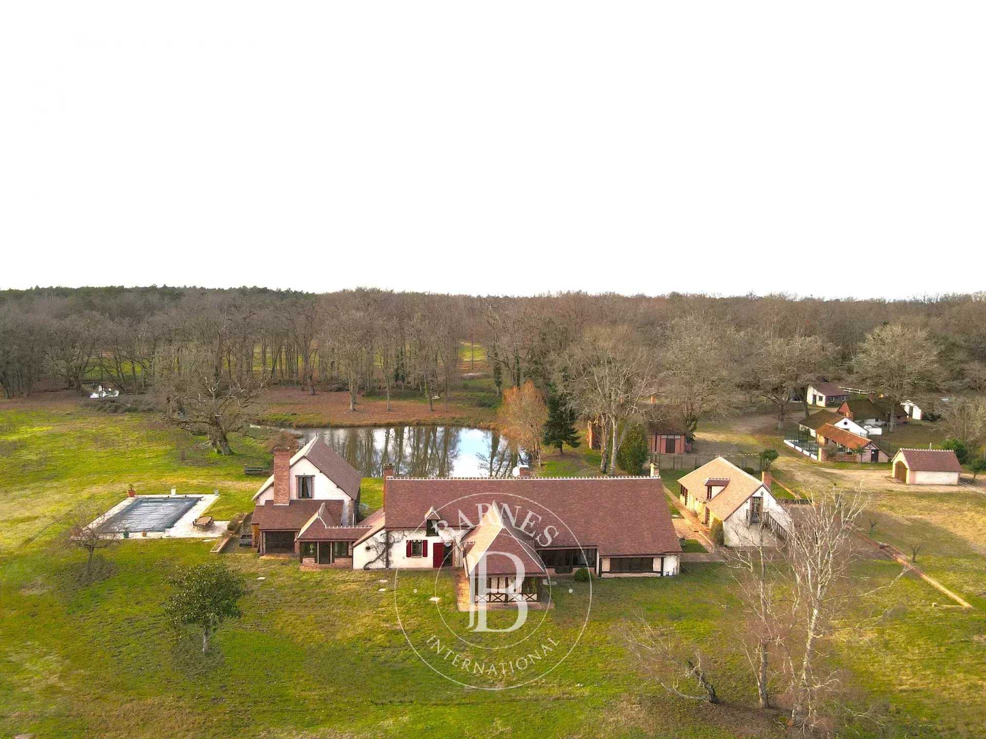 Propriété Theillay  -  ref 84416346 (picture 1)