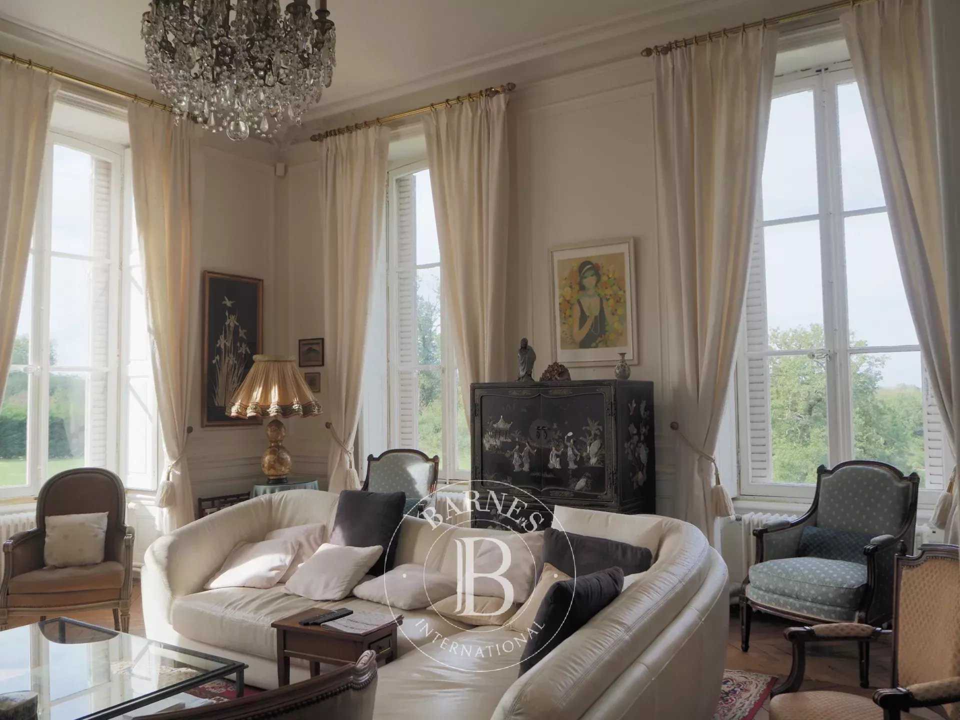 Château Orléans  -  ref 84041312 (picture 3)