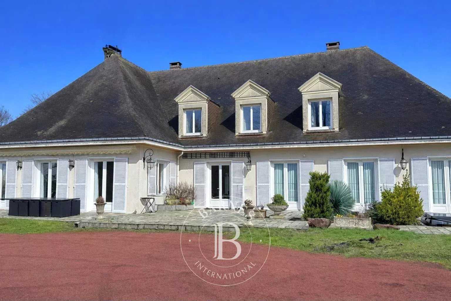 Villa Romorantin-Lanthenay  -  ref 86924490 (picture 1)