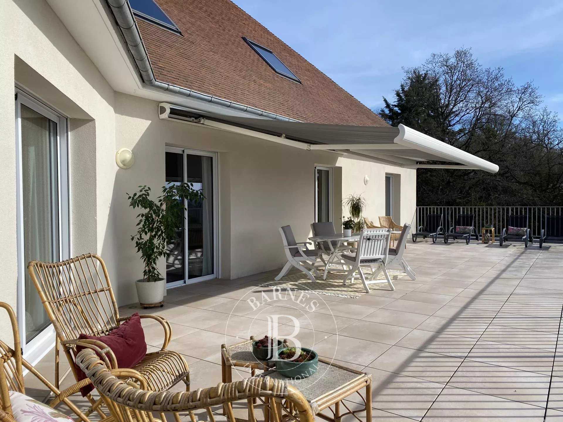 Village house Veuzain-sur-Loire  -  ref 82520453 (picture 1)