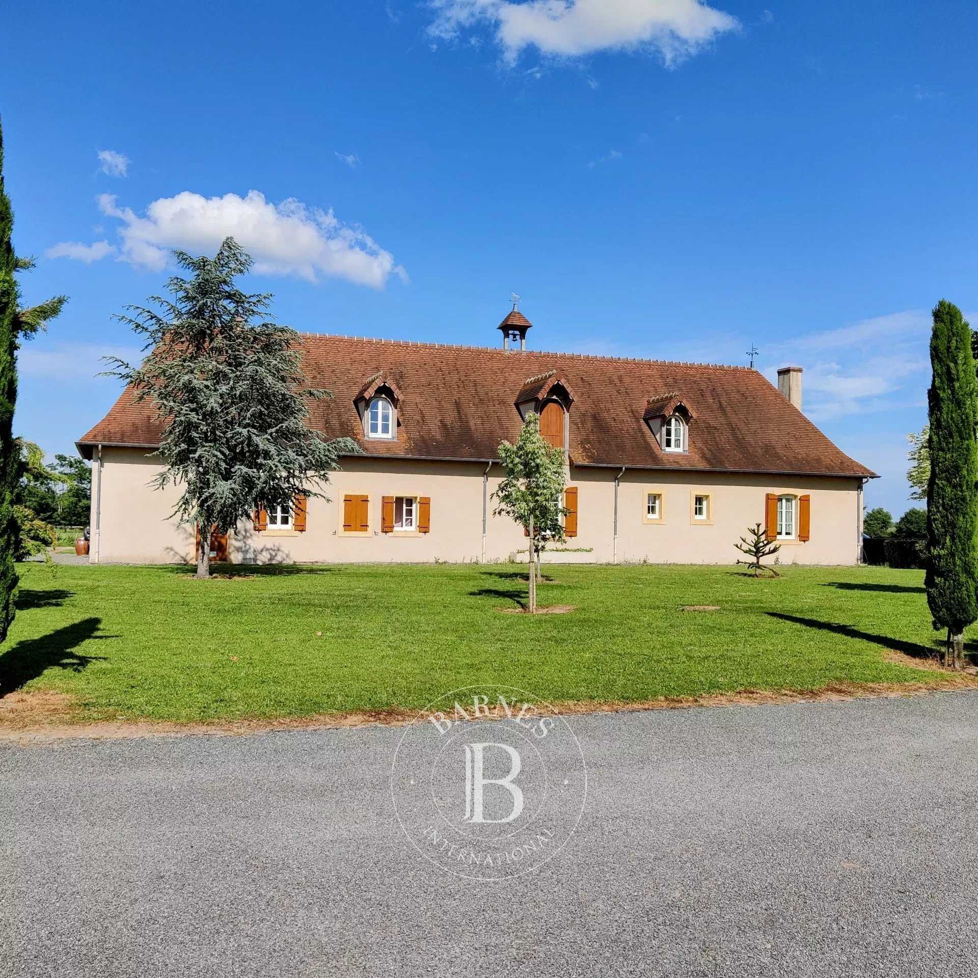 Equestrian estate Decize  -  ref 85256609 (picture 3)