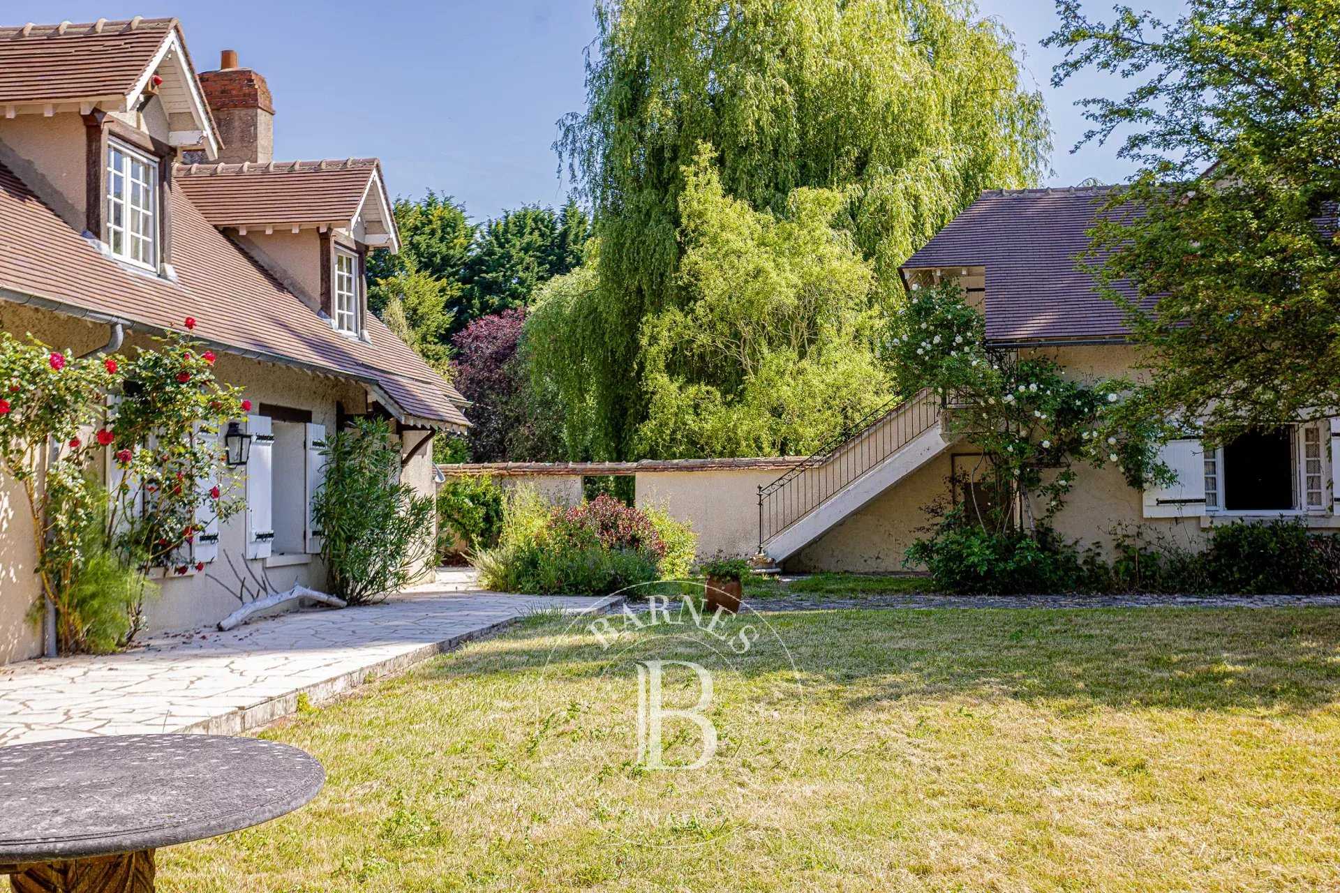 Propriété Ladon  -  ref 85935811 (picture 2)
