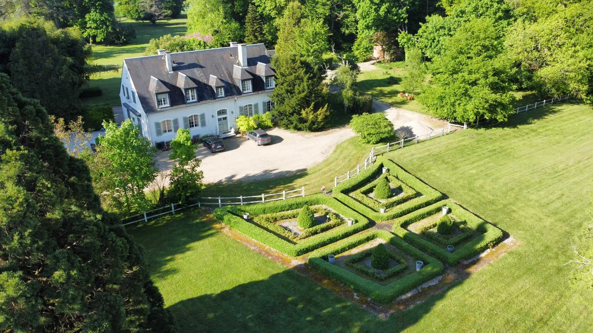 Propriété Bourges  -  ref 85662364 (picture 1)