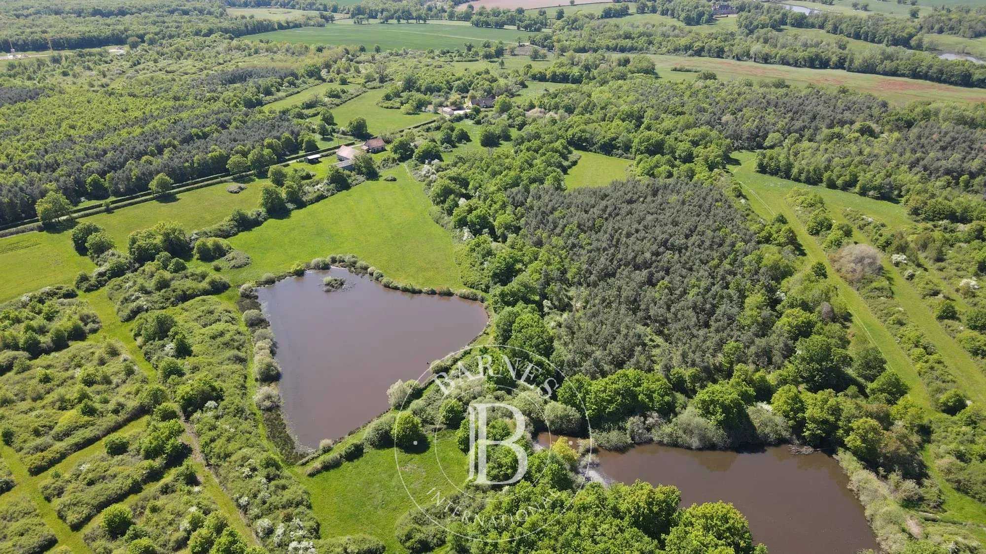 Propriété Lusigny  -  ref 86692317 (picture 1)
