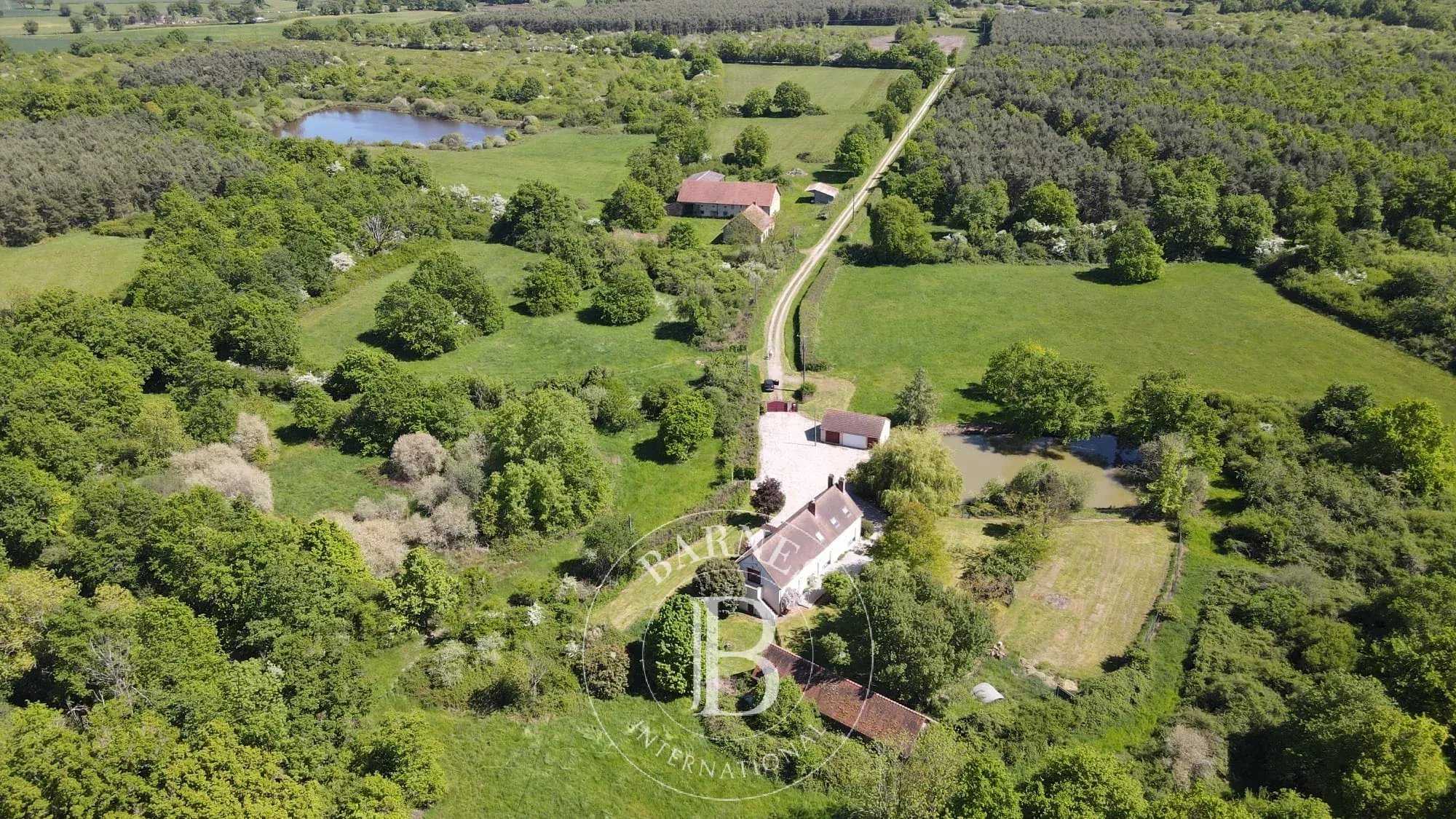 Propriété Lusigny  -  ref 86692317 (picture 2)