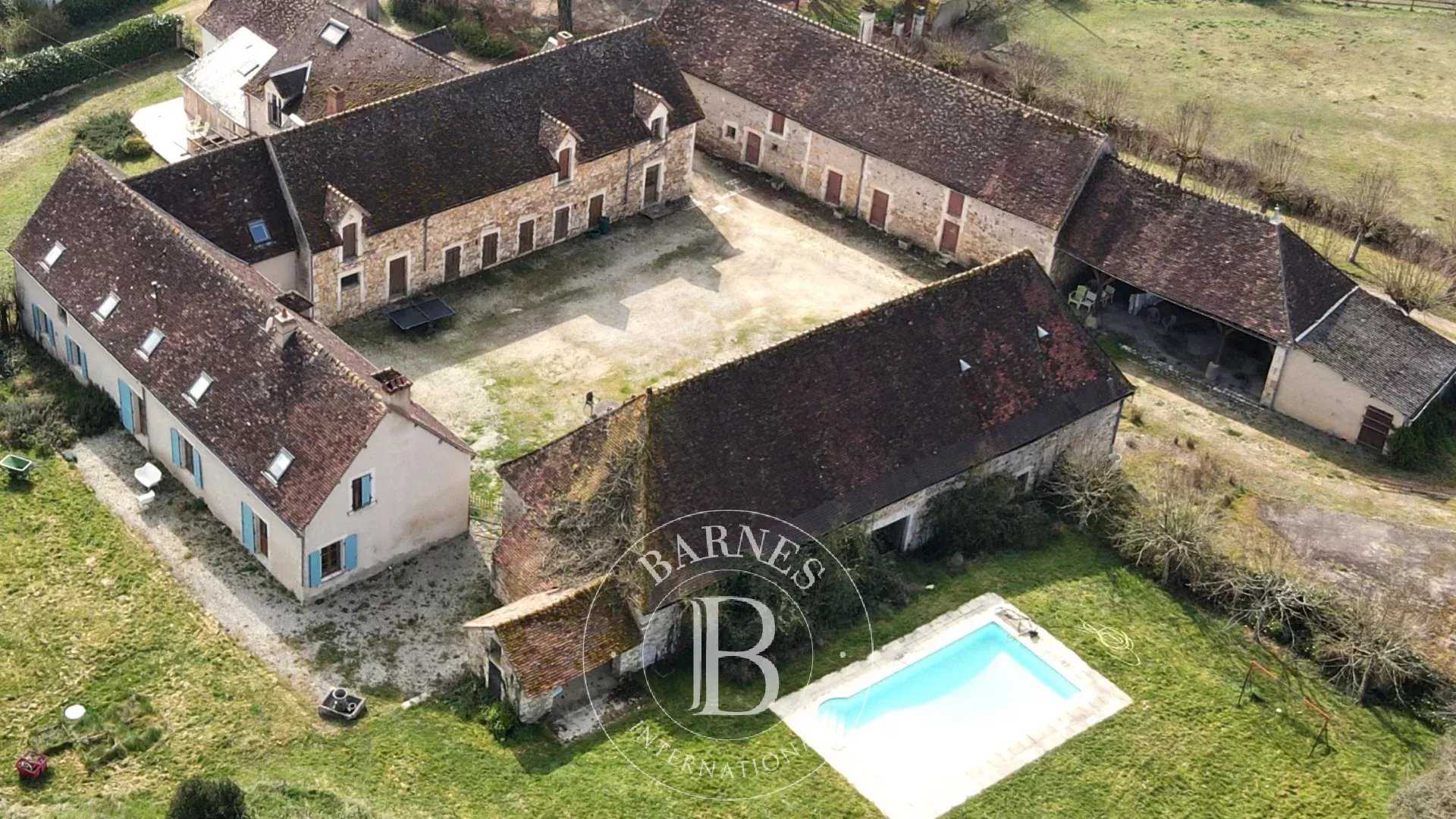 Granja Saint-Gaultier  -  ref 85701850 (picture 1)