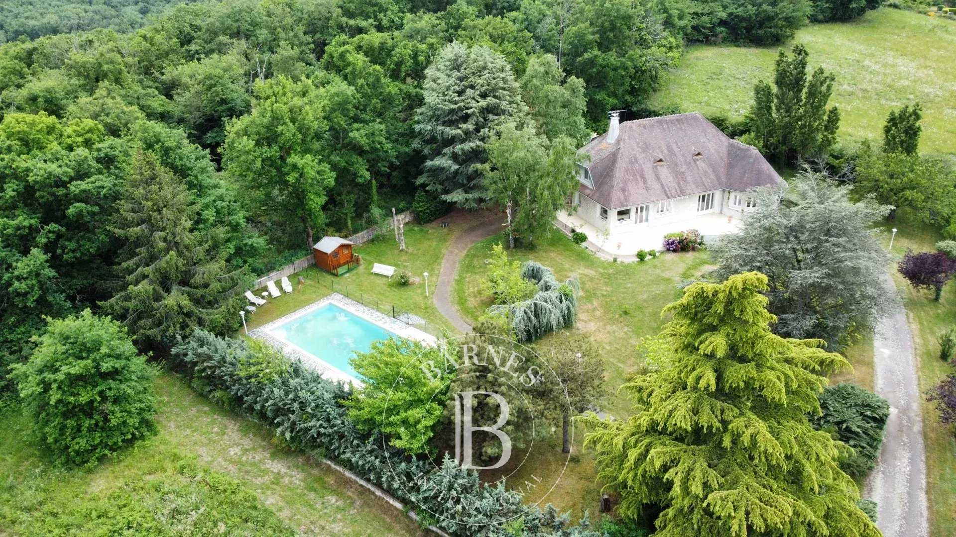 Maison Montluçon  -  ref 85151389 (picture 1)