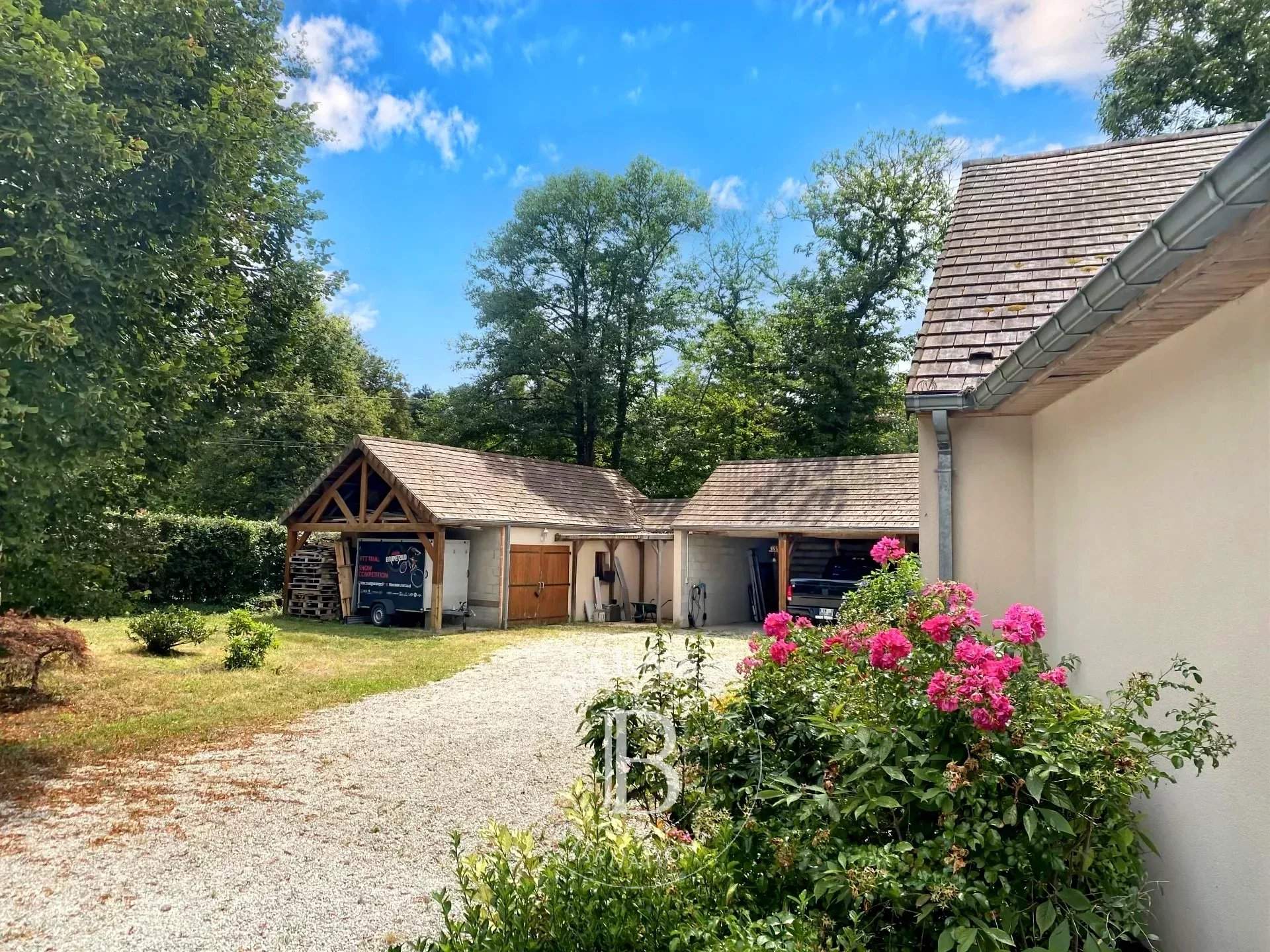 Yvoy-le-Marron  - Maison 8 Pi&egrave;ces 6 Chambres - picture 6