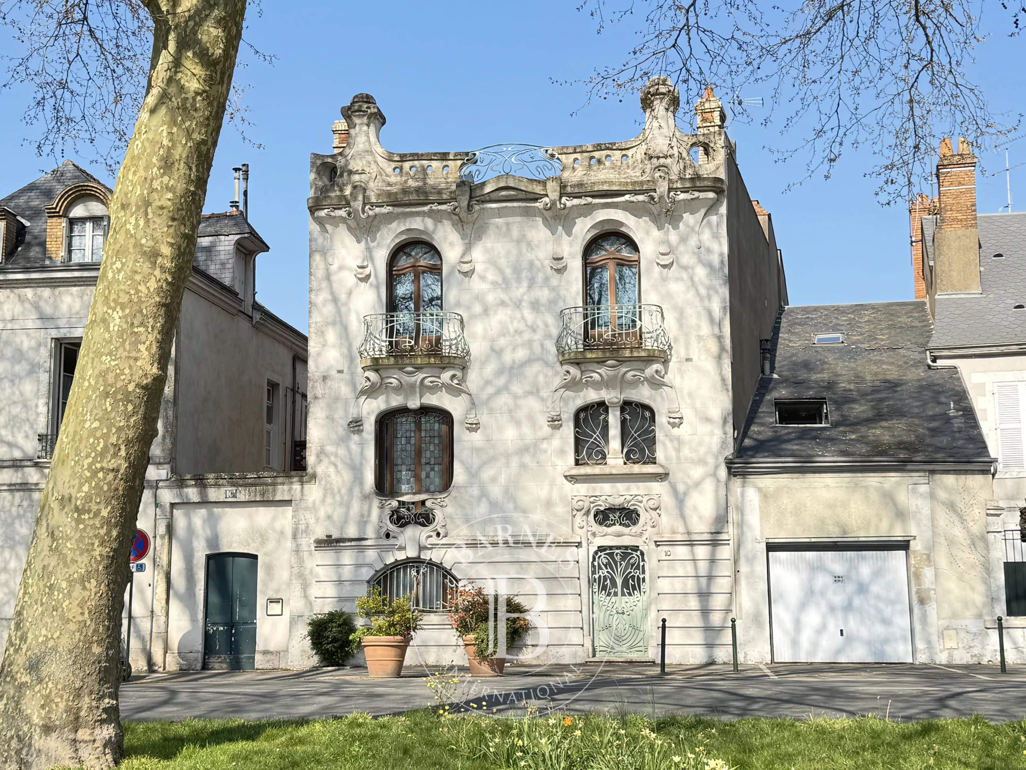 Orléans  - Maison de ville 11 Pi&egrave;ces 5 Chambres - picture 1