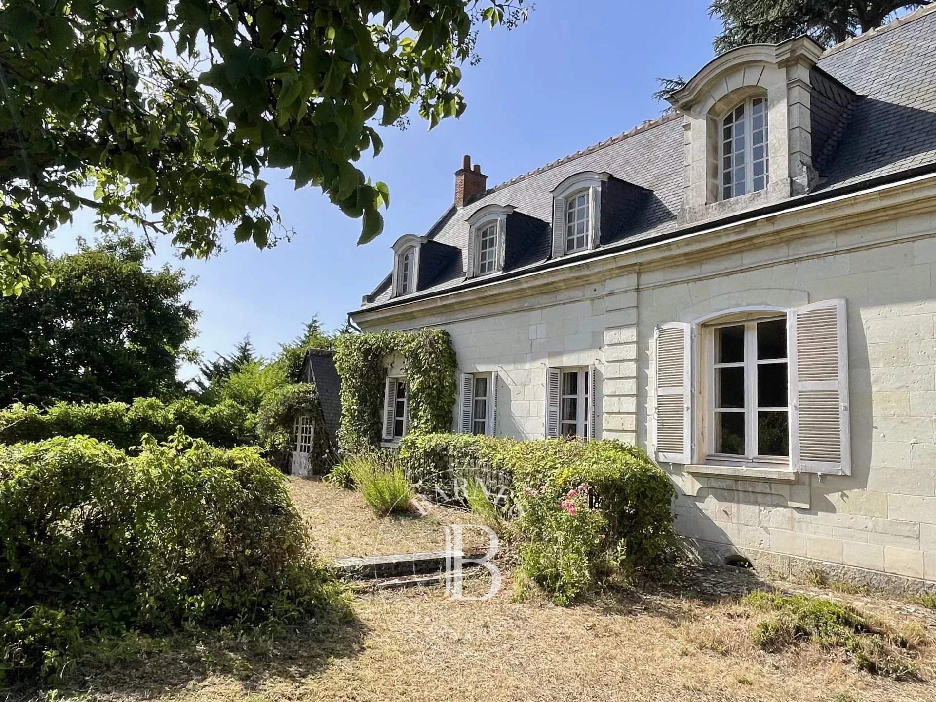 Tours  - Property 9 Bedrooms - picture 10