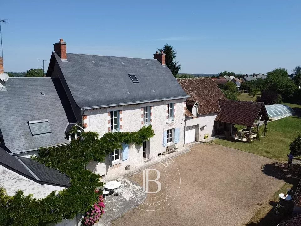 Blois  - Propriété 9 Pièces 6 Chambres - picture 6