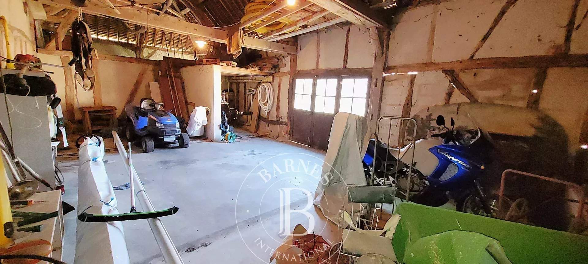 Montbarrois  - House 4 Bedrooms - picture 10