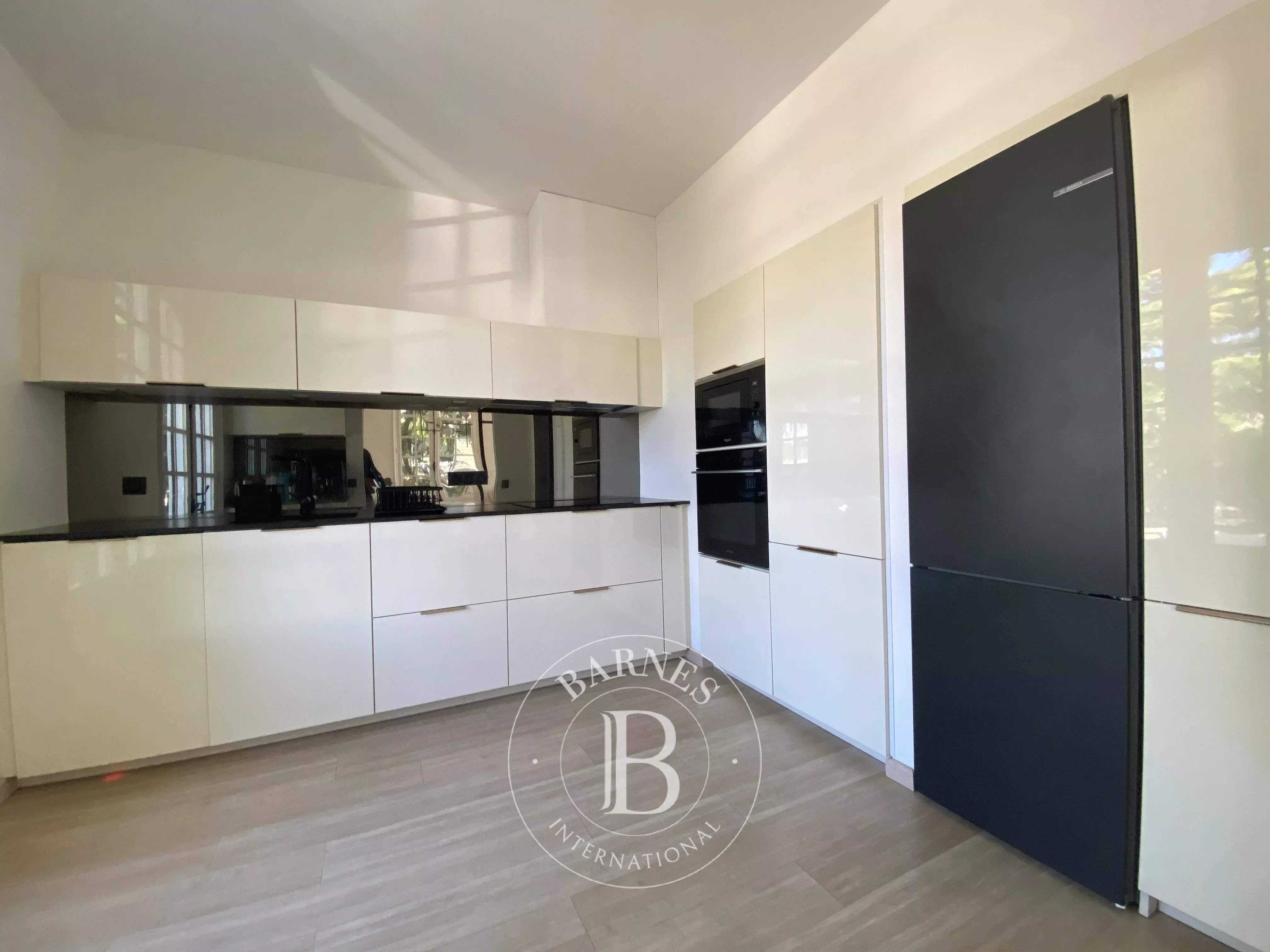 Blois  - Maison de ville 13 Pi&egrave;ces 7 Chambres - picture 4