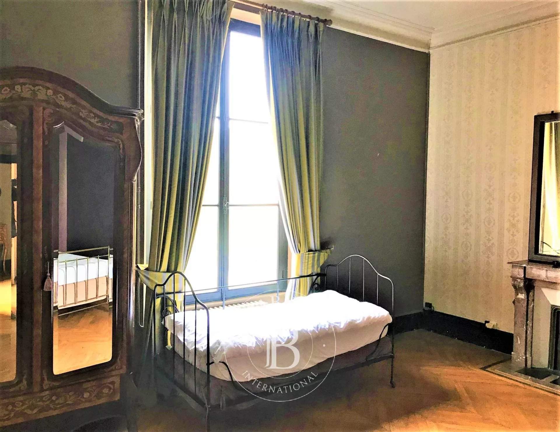 Salbris  - Château 30 Pièces 10 Chambres - picture 10