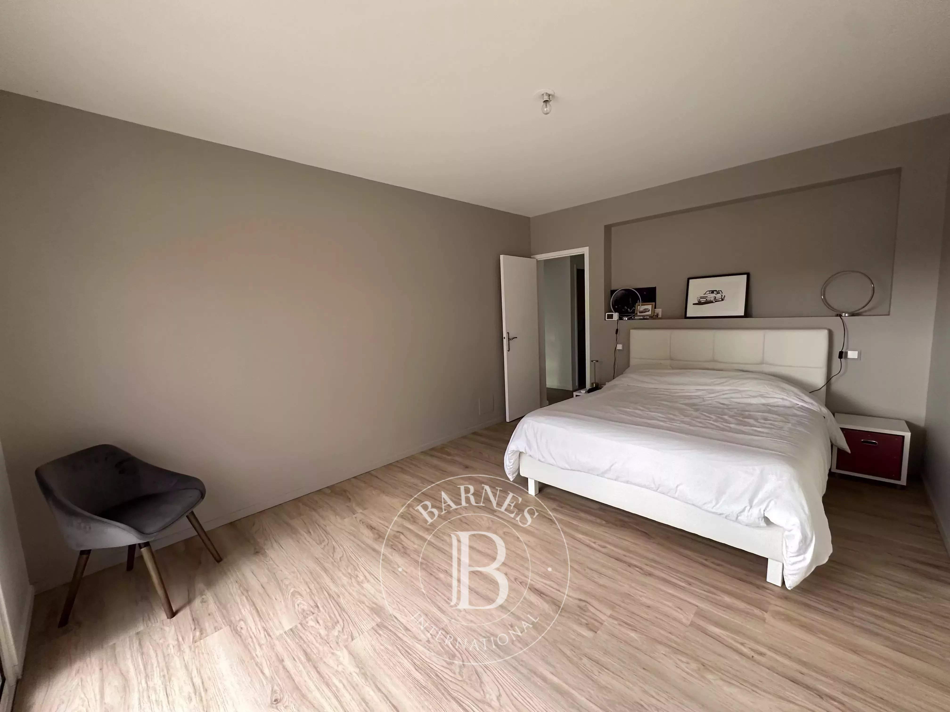 Saint-Denis-en-Val  - Villa 8 Cuartos 6 Habitaciones - picture 7