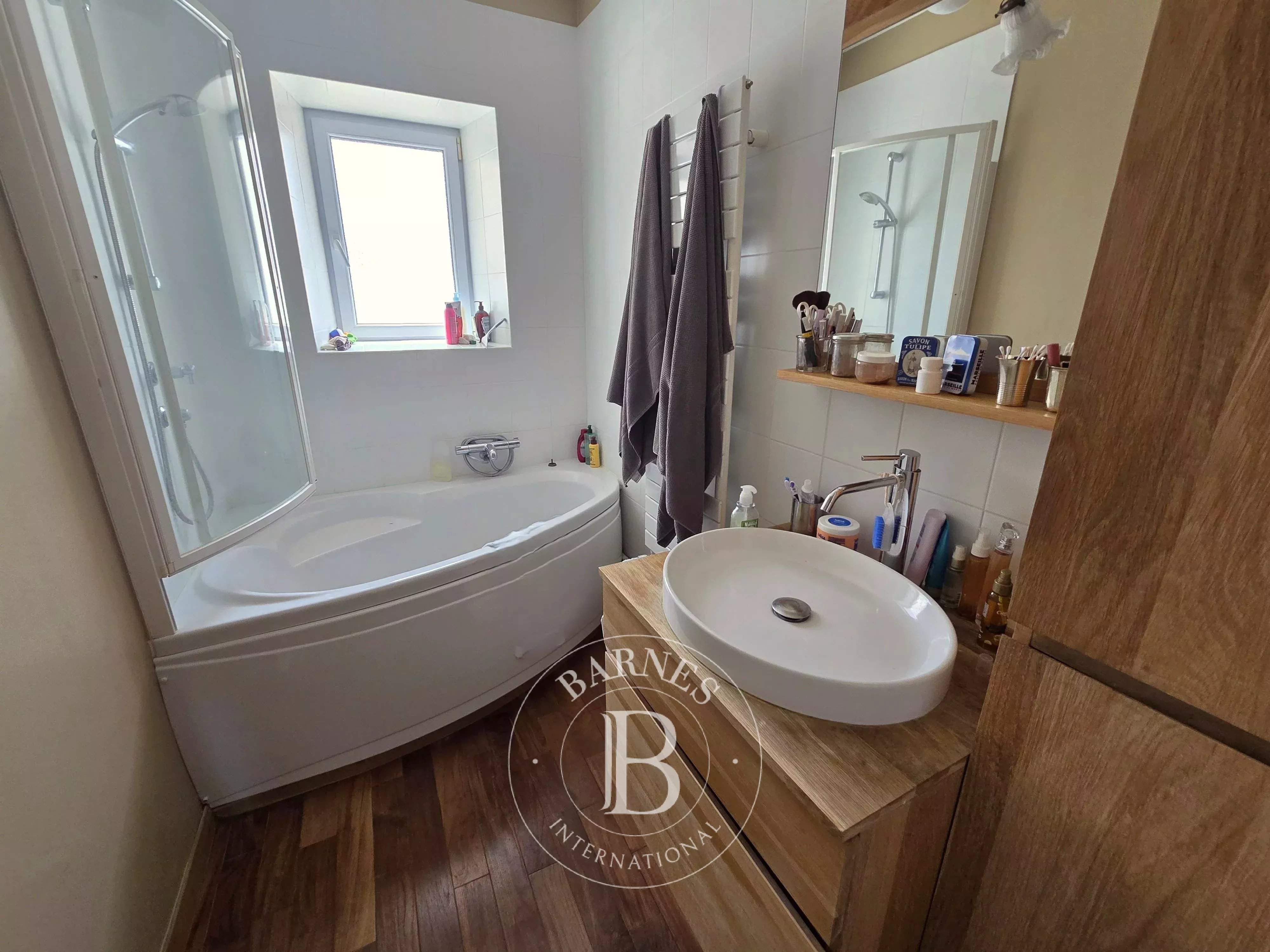 Bourges  - Maison de ville 6 Pi&egrave;ces 4 Chambres - picture 9