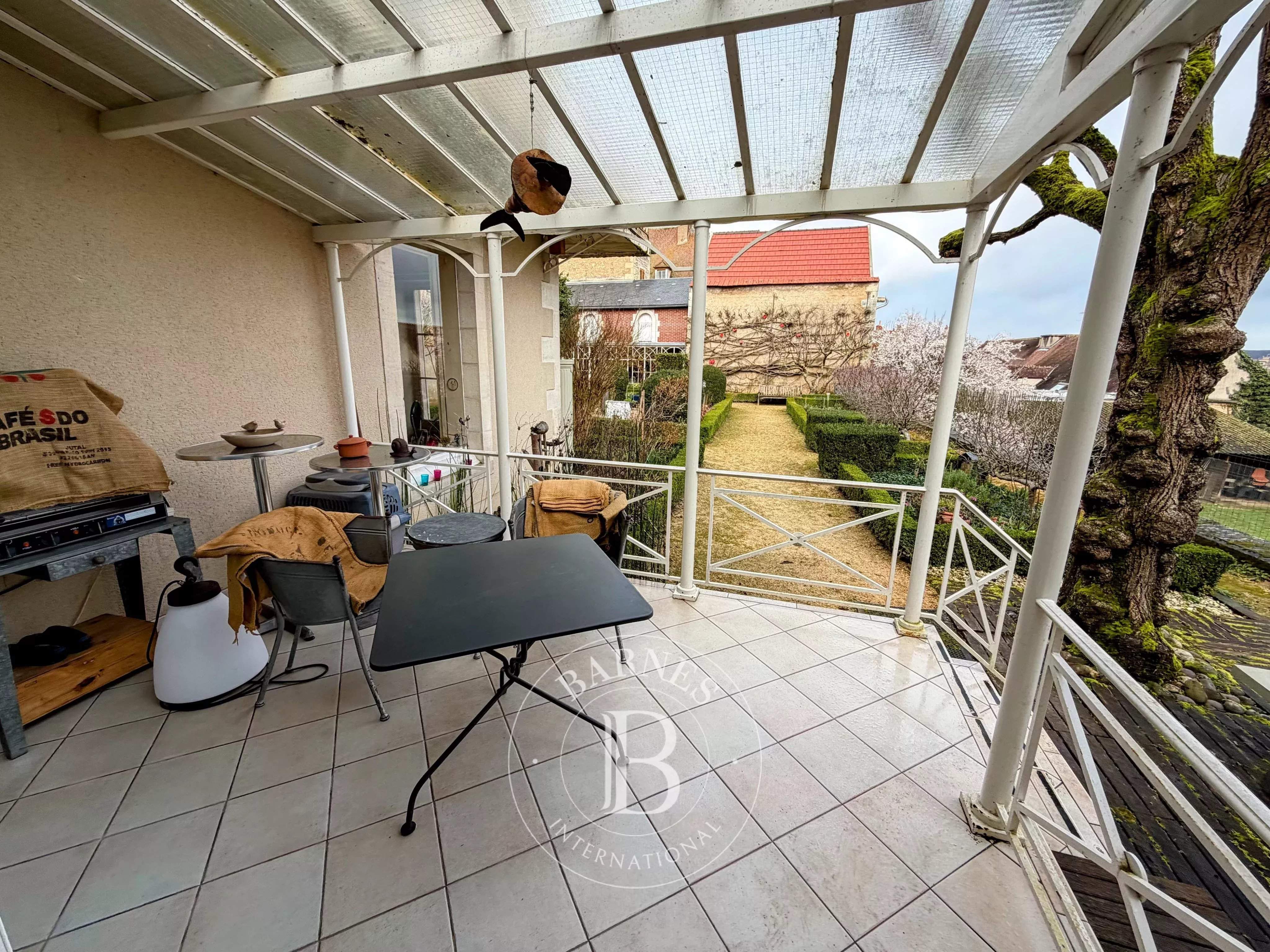 Clamecy  - Maison de ville 22 Pi&egrave;ces 7 Chambres - picture 5