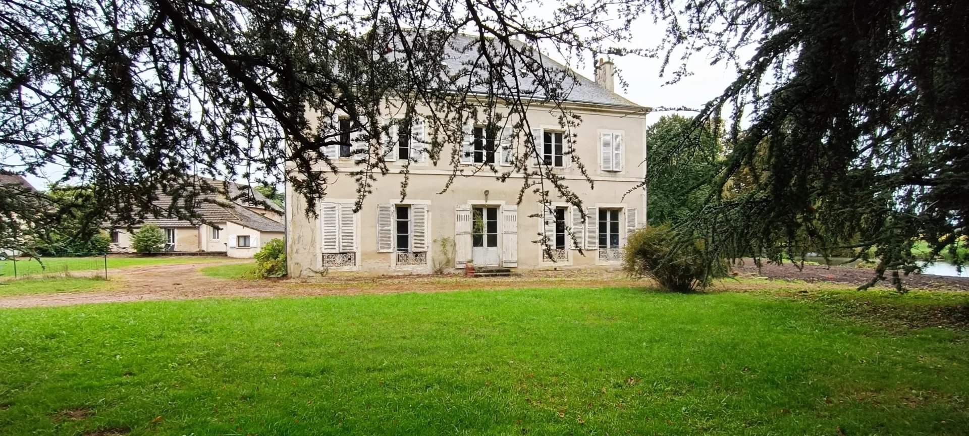 Mézières-en-Brenne  - Propriété 5 Pi&egrave;ces 3 Chambres - picture 4