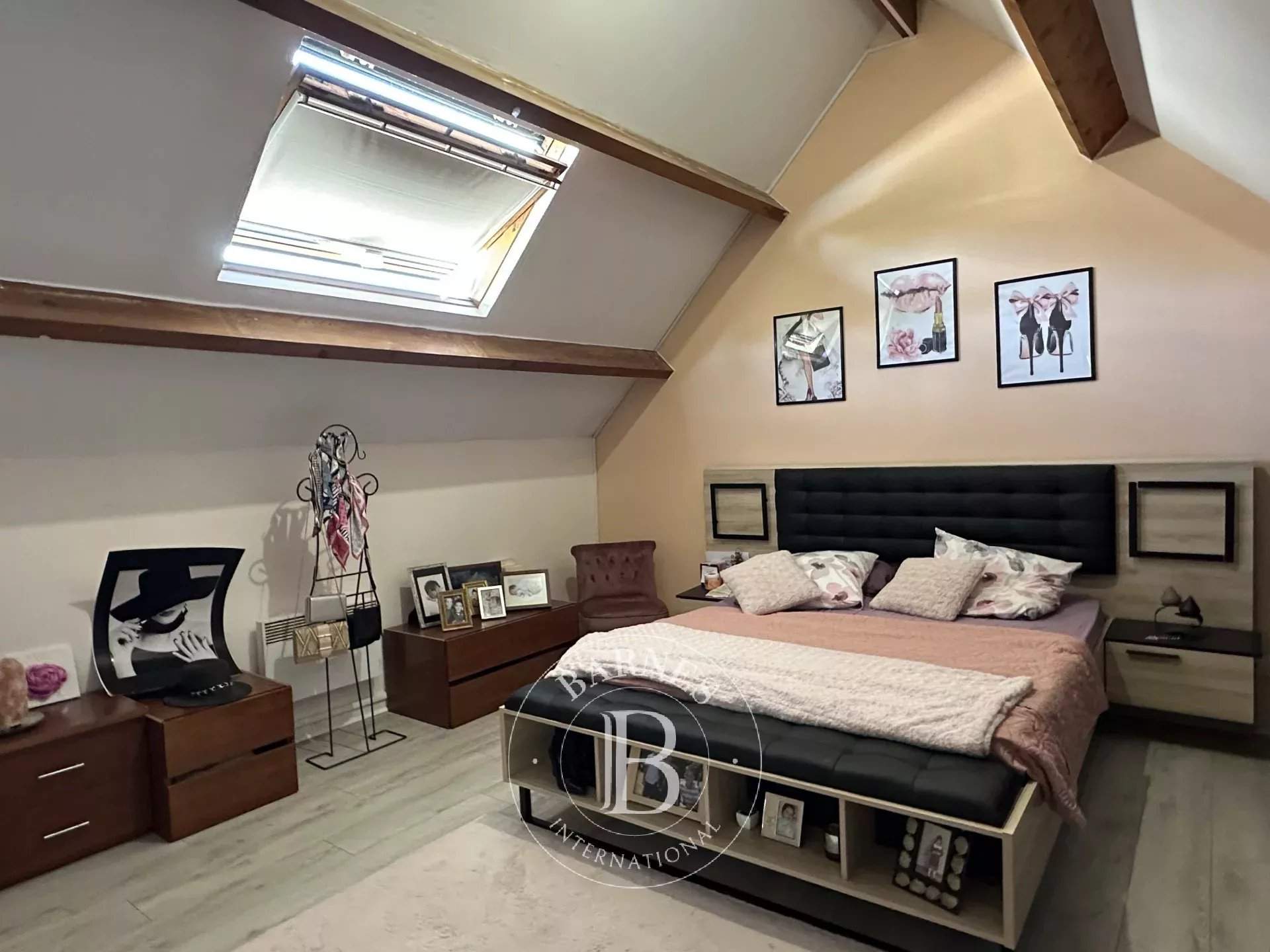 Villeneuve-sur-Conie  - House 8 Bedrooms - picture 12