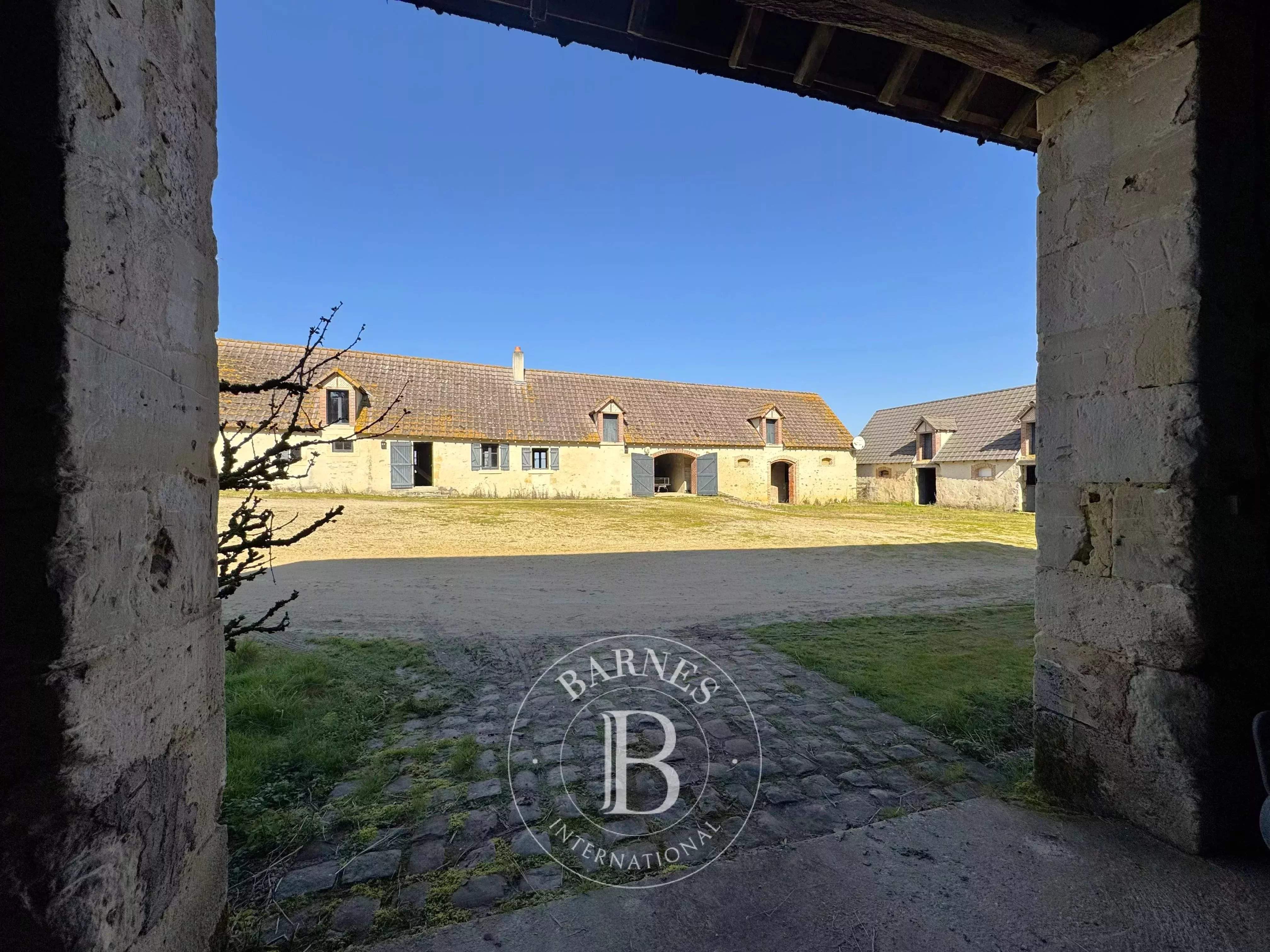 Graçay  - Domaine équestre 5 Pi&egrave;ces 3 Chambres - picture 1